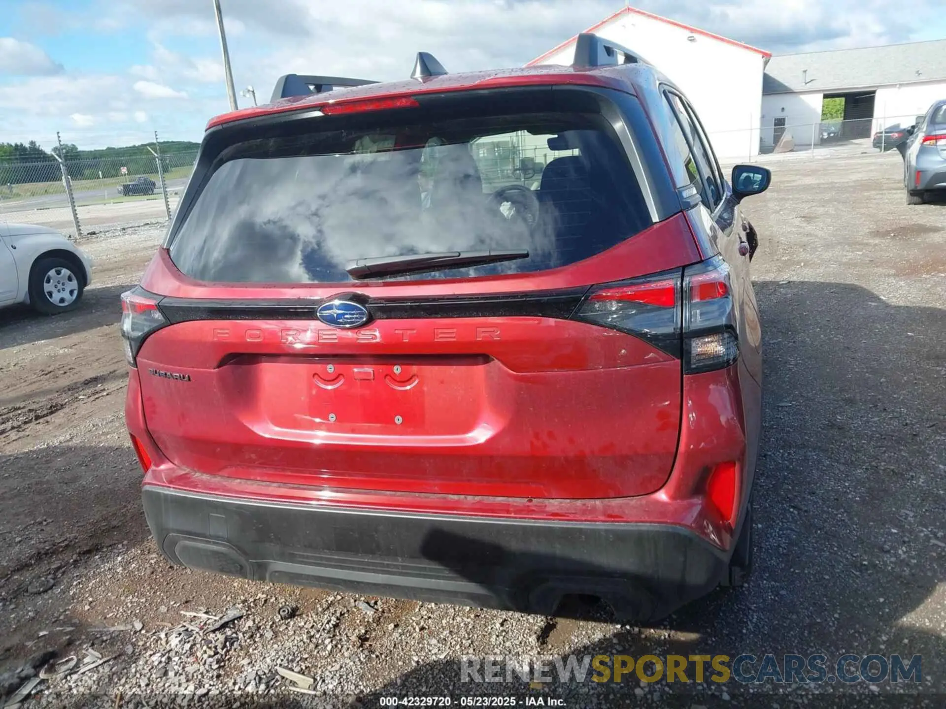 16 Photograph of a damaged car JF2SLDBCXSH524065 SUBARU FORESTER 2025