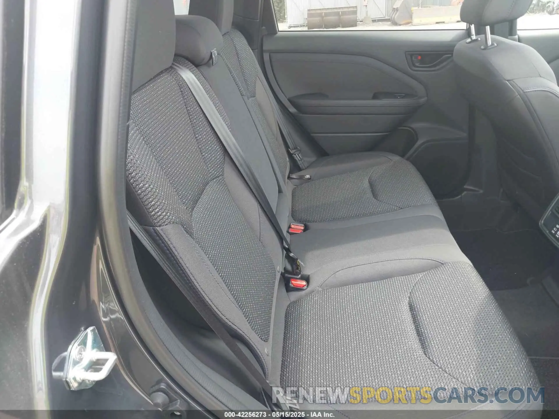 8 Фотография поврежденного автомобиля JF2SLDDC4SH451241 SUBARU FORESTER 2025