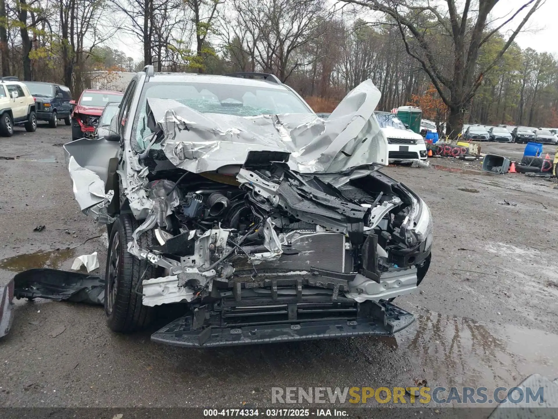 13 Photograph of a damaged car JF2SLDDC5SH404820 SUBARU FORESTER 2025