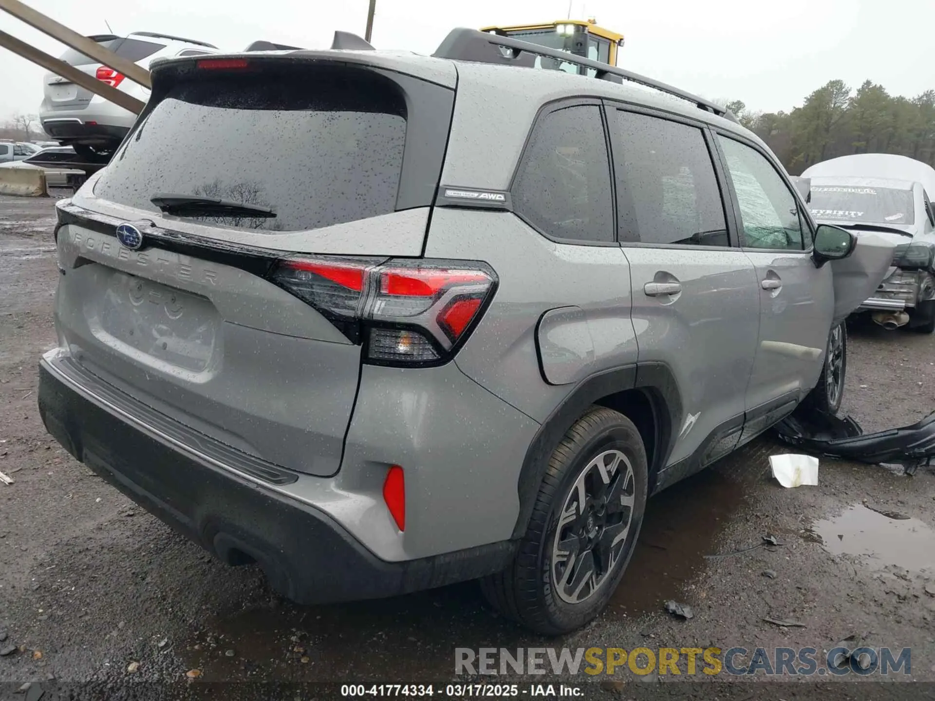 4 Photograph of a damaged car JF2SLDDC5SH404820 SUBARU FORESTER 2025