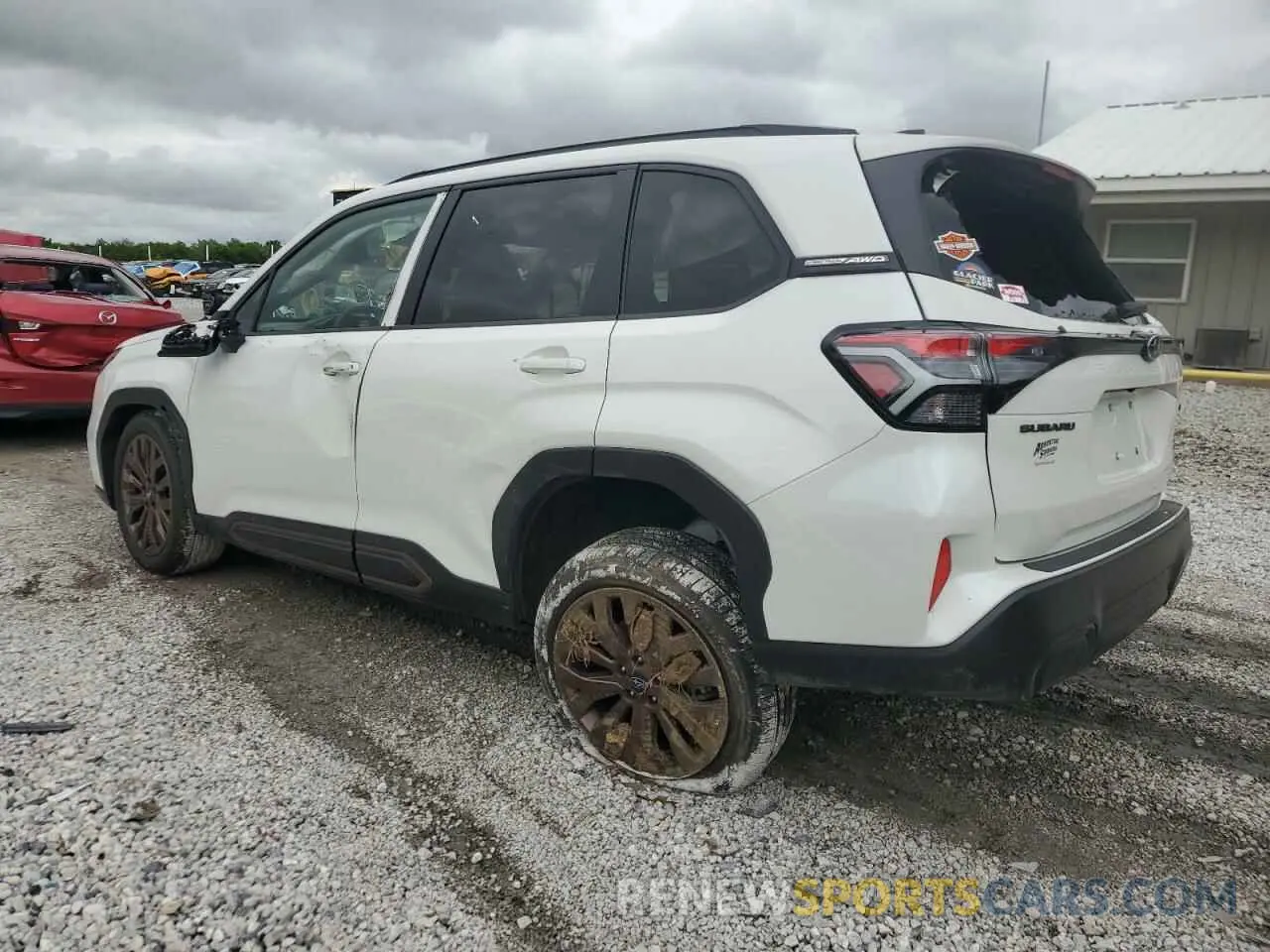 2 Фотография поврежденного автомобиля JF2SLDFC4SH520846 SUBARU FORESTER 2025