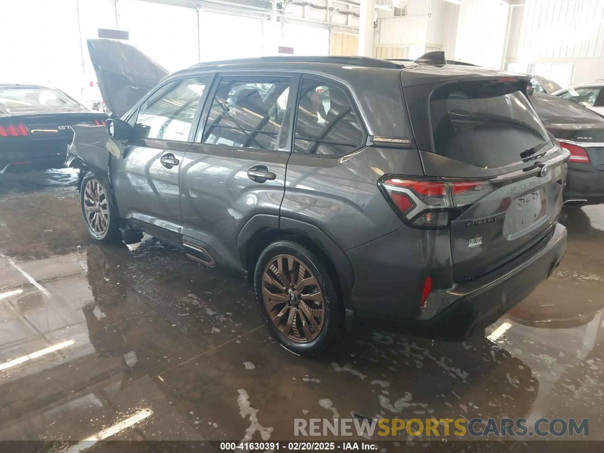 3 Фотография поврежденного автомобиля JF2SLDHC5SH463313 SUBARU FORESTER 2025