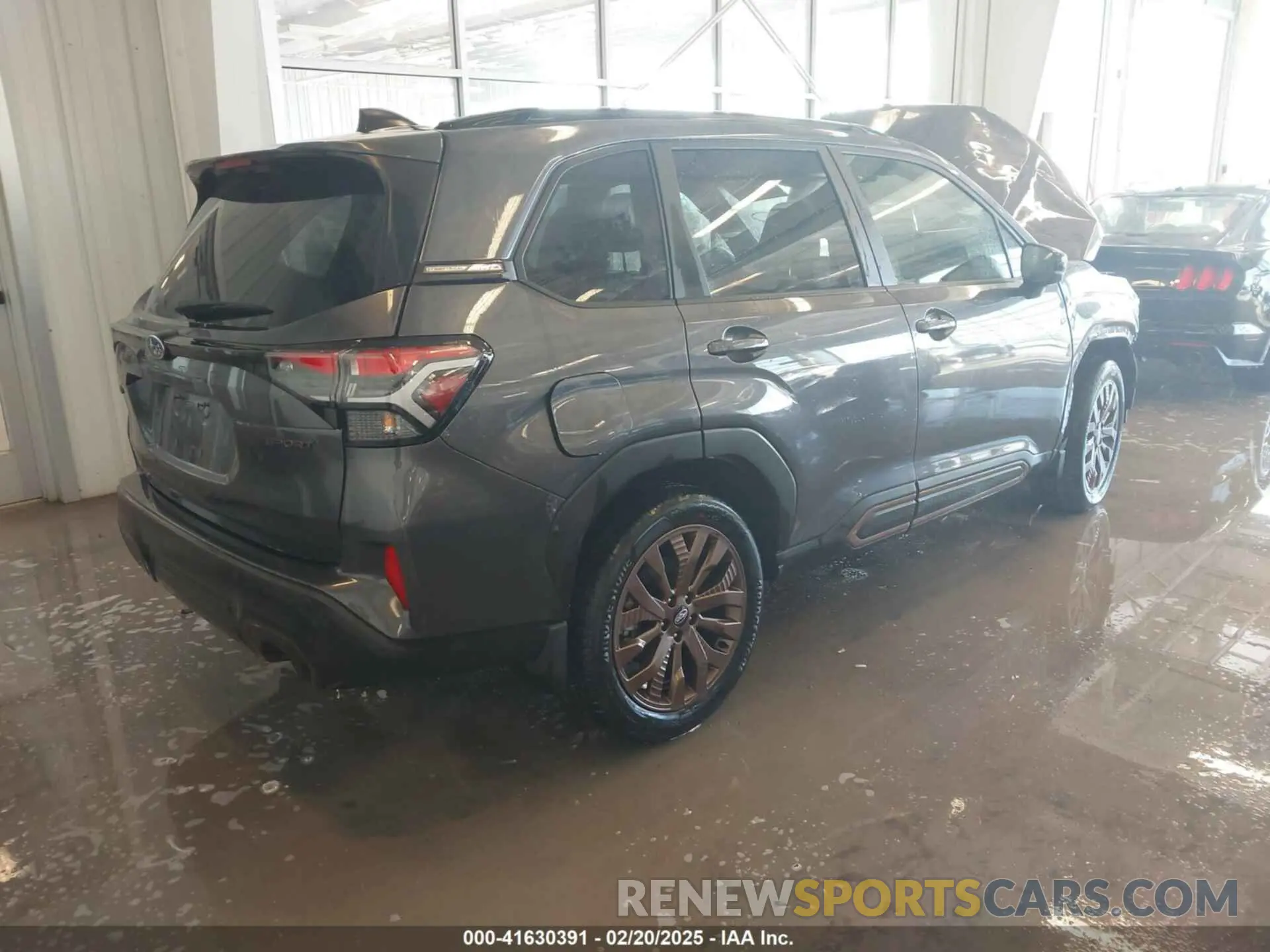 4 Фотография поврежденного автомобиля JF2SLDHC5SH463313 SUBARU FORESTER 2025