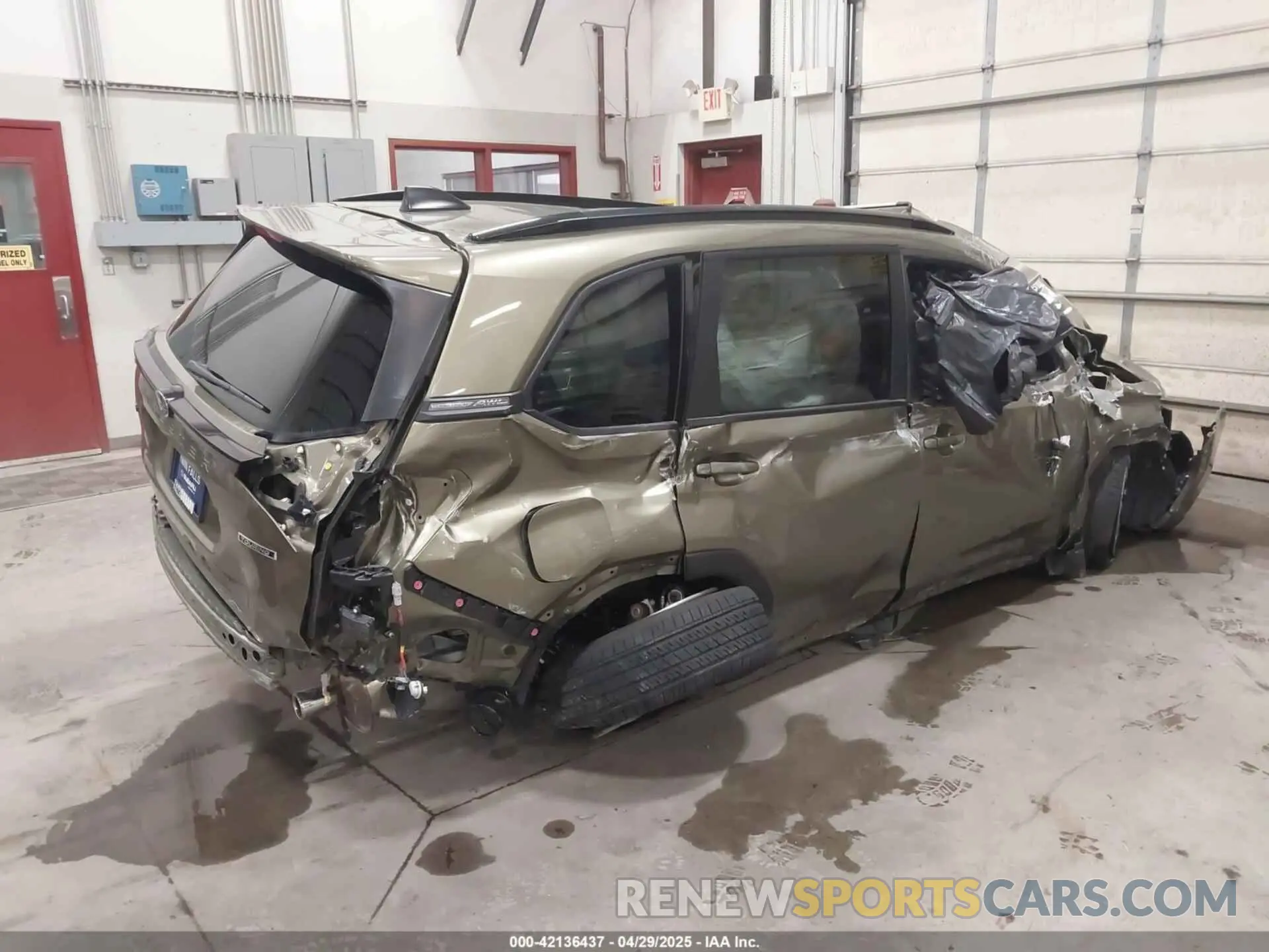 4 Фотография поврежденного автомобиля JF2SLDRC3SH484403 SUBARU FORESTER 2025