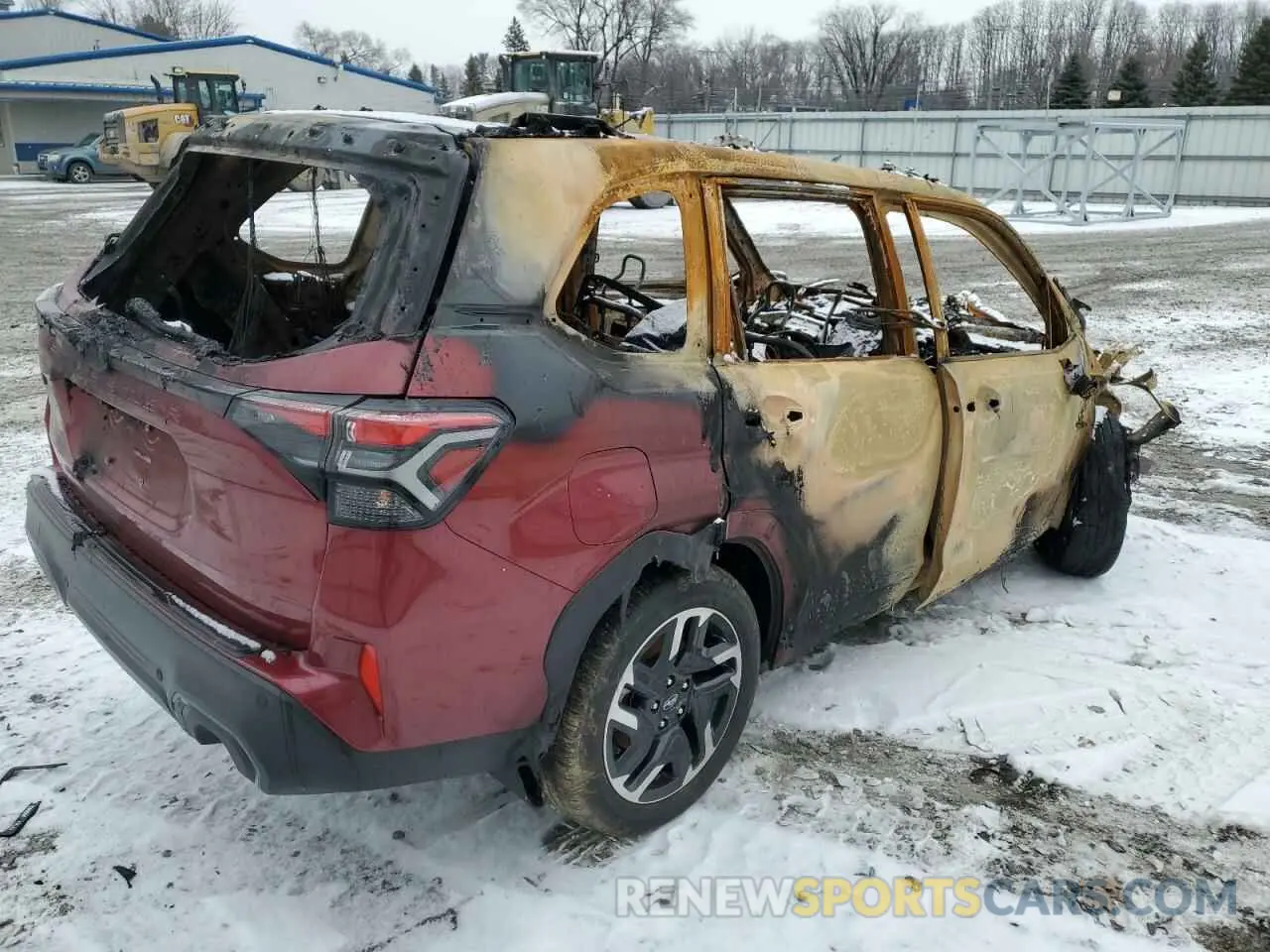 3 Фотография поврежденного автомобиля JF2SLDRC5SH470390 SUBARU FORESTER 2025