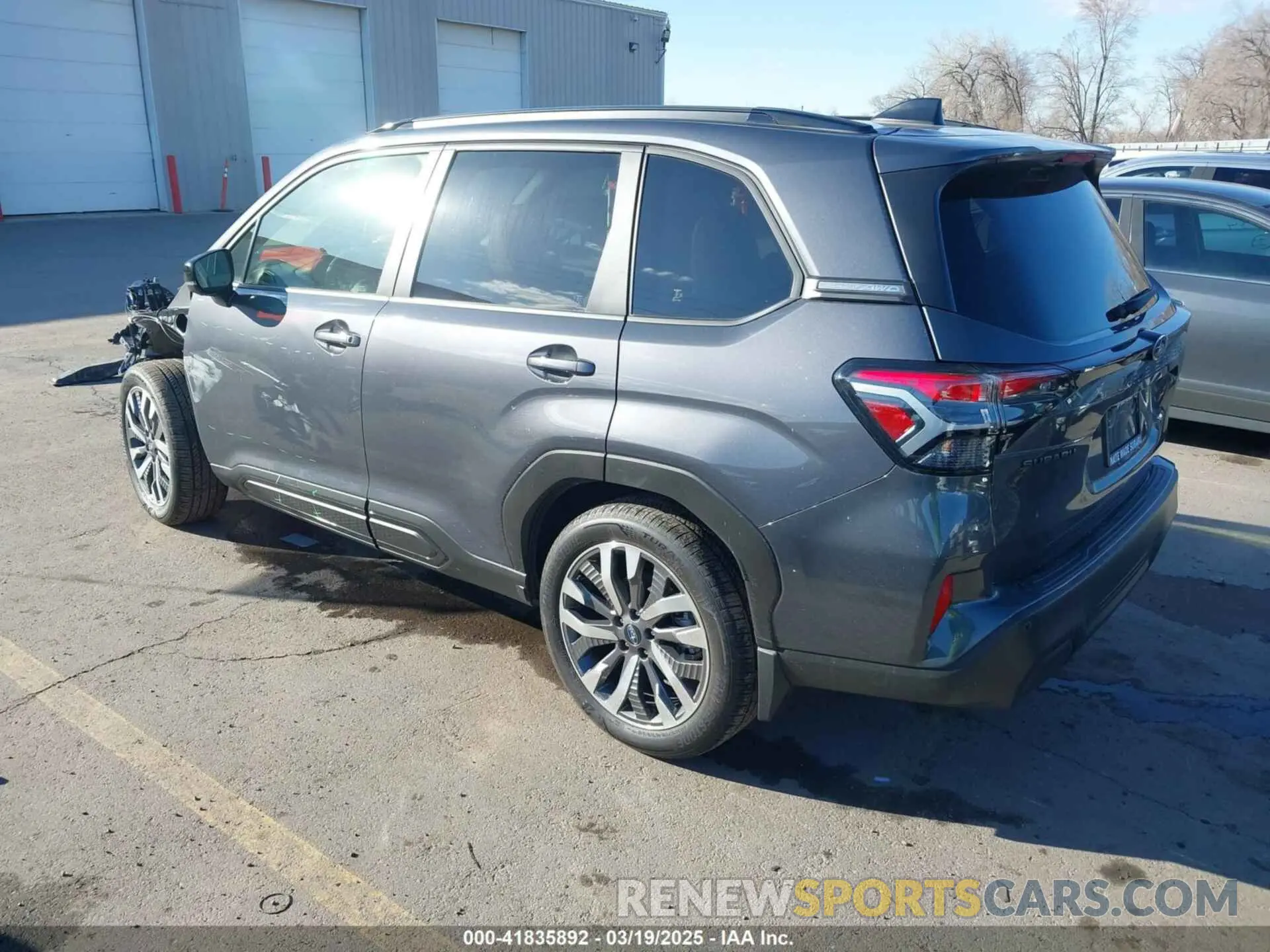 3 Фотография поврежденного автомобиля JF2SLDTC0SH423244 SUBARU FORESTER 2025