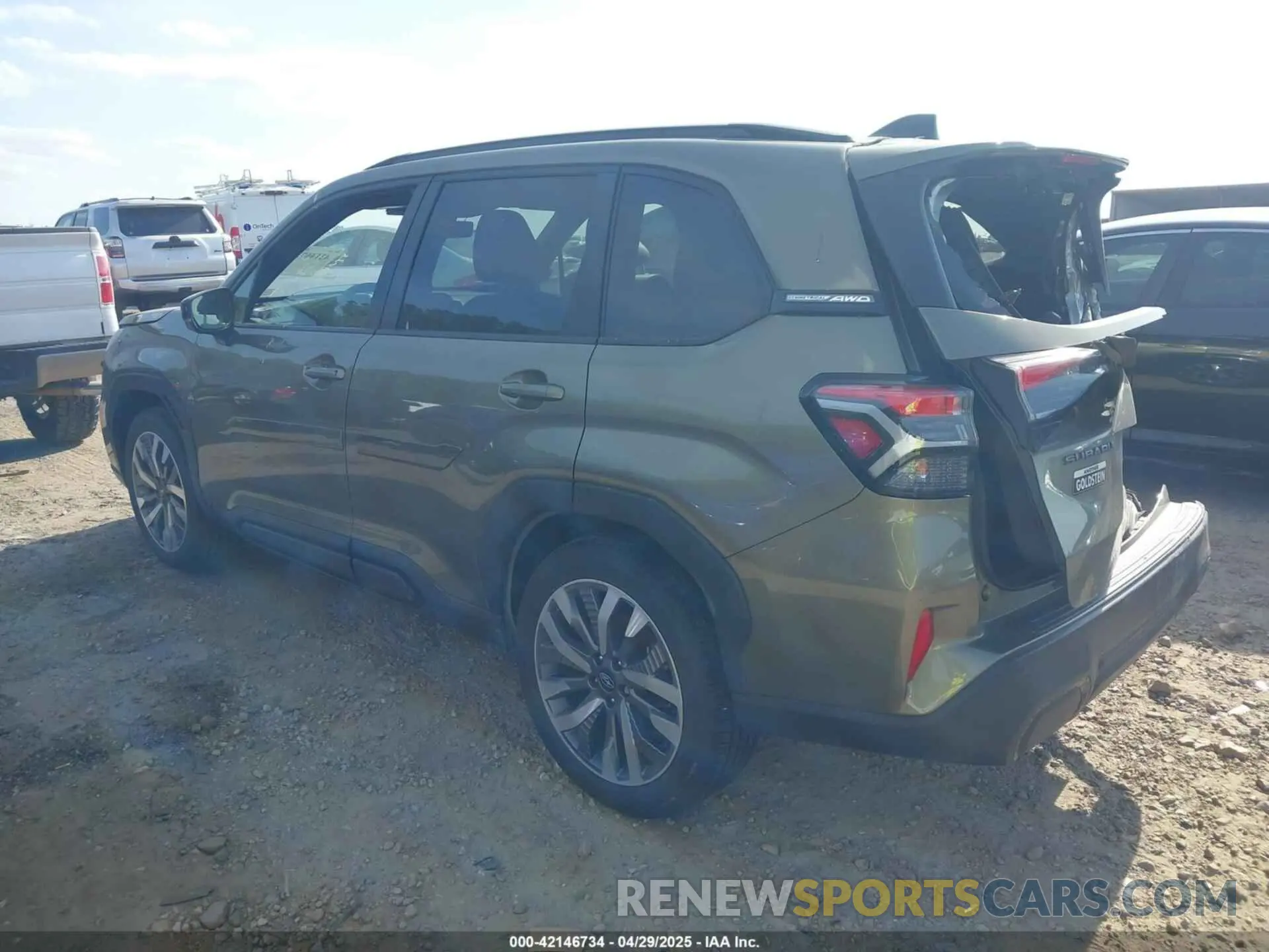 3 Фотография поврежденного автомобиля JF2SLDTC1SH479869 SUBARU FORESTER 2025