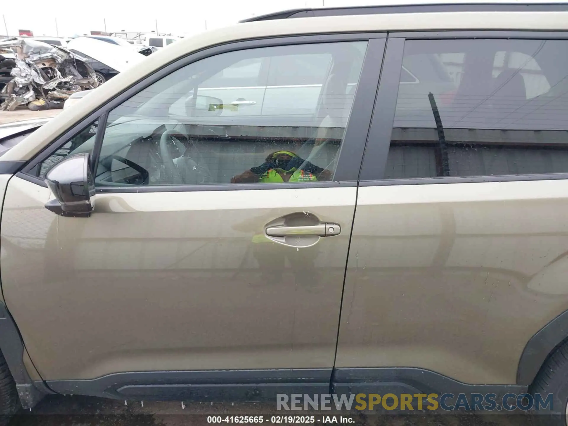 15 Photograph of a damaged car JF2SLDTC5SH501761 SUBARU FORESTER 2025