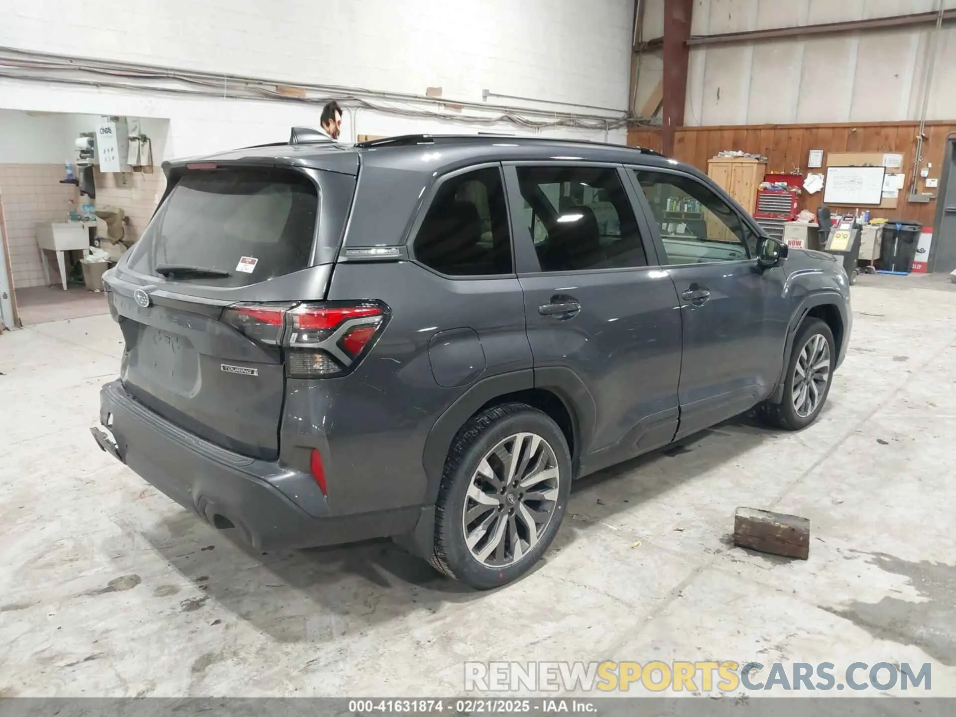 4 Photograph of a damaged car JF2SLDTC6SH440484 SUBARU FORESTER 2025