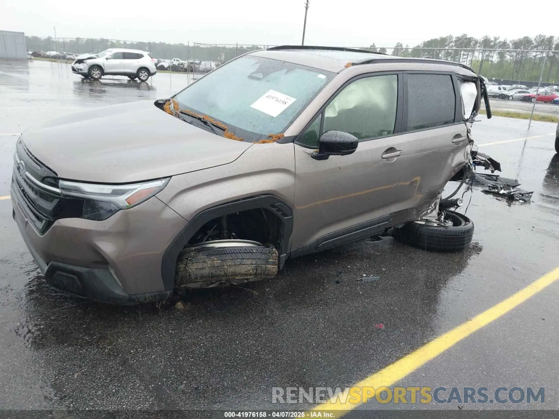2 Фотография поврежденного автомобиля JF2SLDTCXSH420190 SUBARU FORESTER 2025