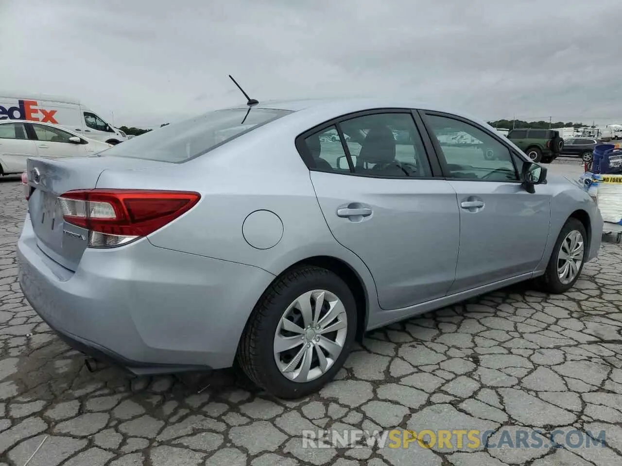 3 Фотография поврежденного автомобиля 4S3GKAA63K3628749 SUBARU IMPREZA 2019