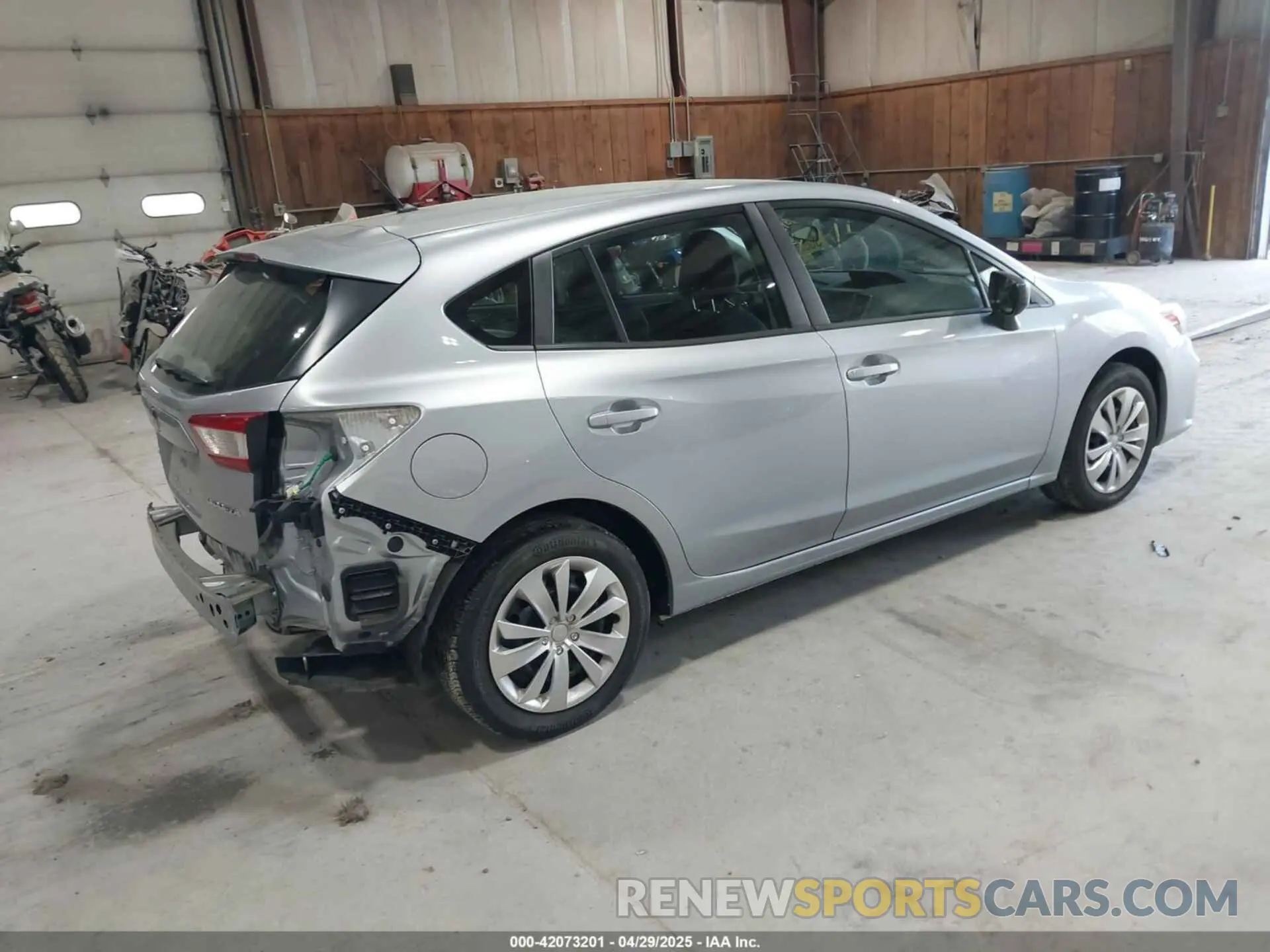 4 Фотография поврежденного автомобиля 4S3GTAB61K3737447 SUBARU IMPREZA 2019