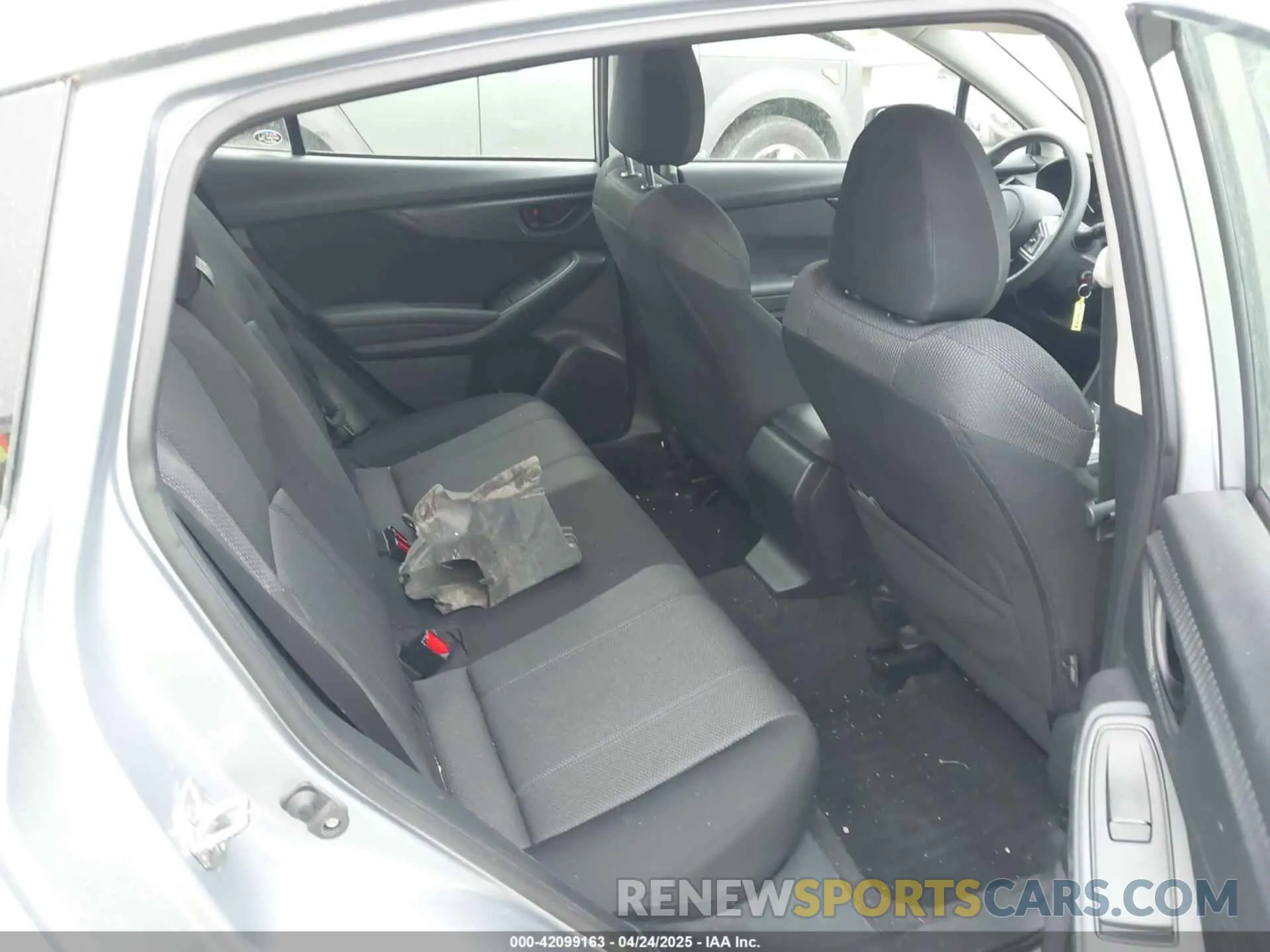 8 Photograph of a damaged car 4S3GTAB62K3726179 SUBARU IMPREZA 2019