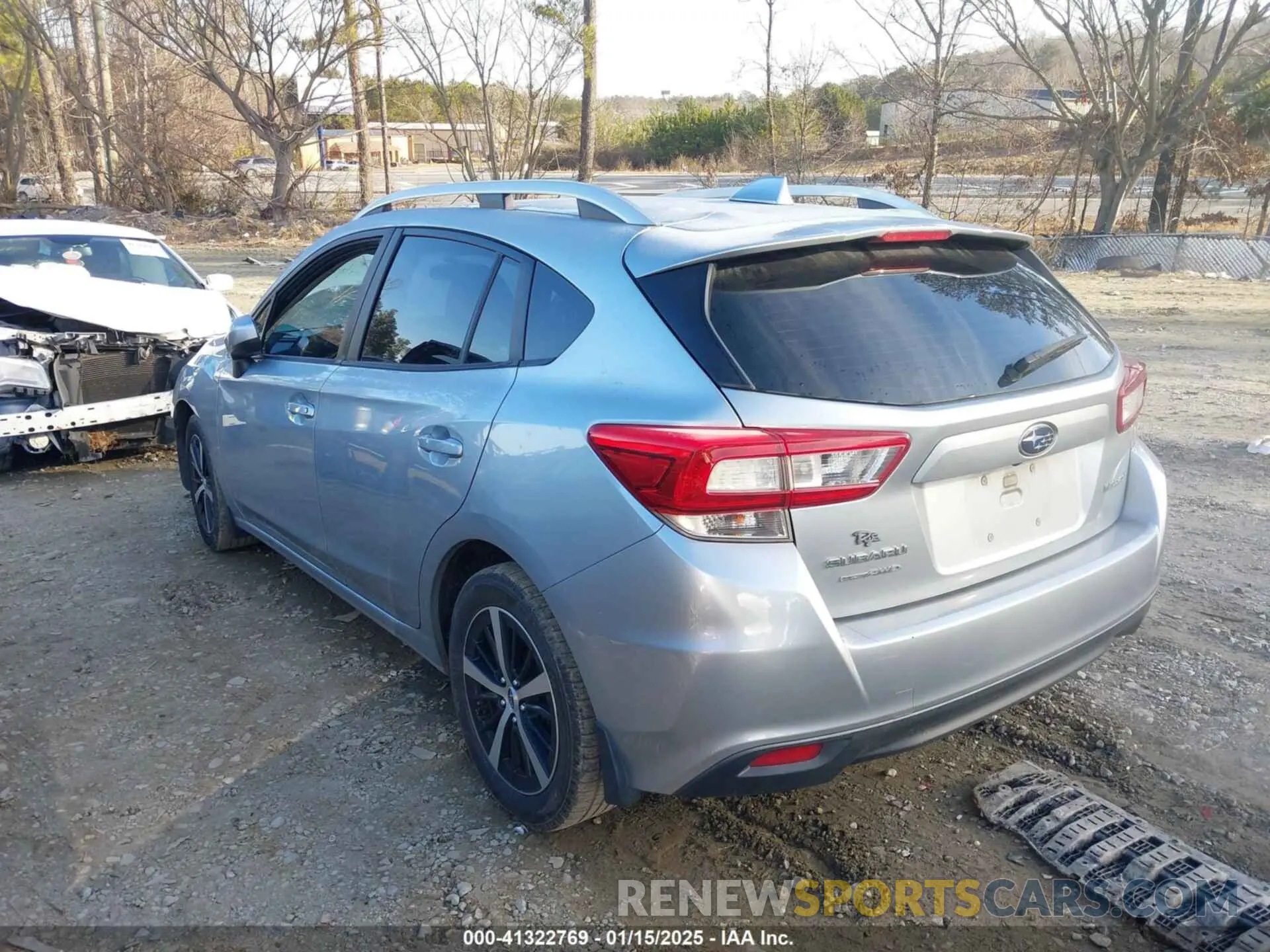 3 Фотография поврежденного автомобиля 4S3GTAC61K3758460 SUBARU IMPREZA 2019