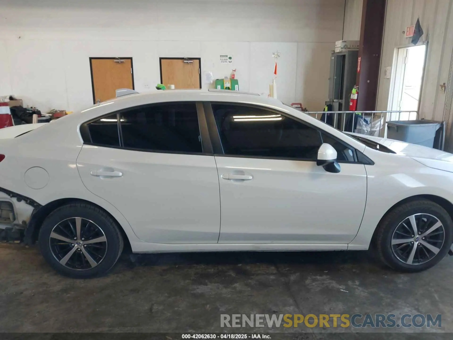 14 Фотография поврежденного автомобиля 4S3GKAD66L3608167 SUBARU IMPREZA 2020