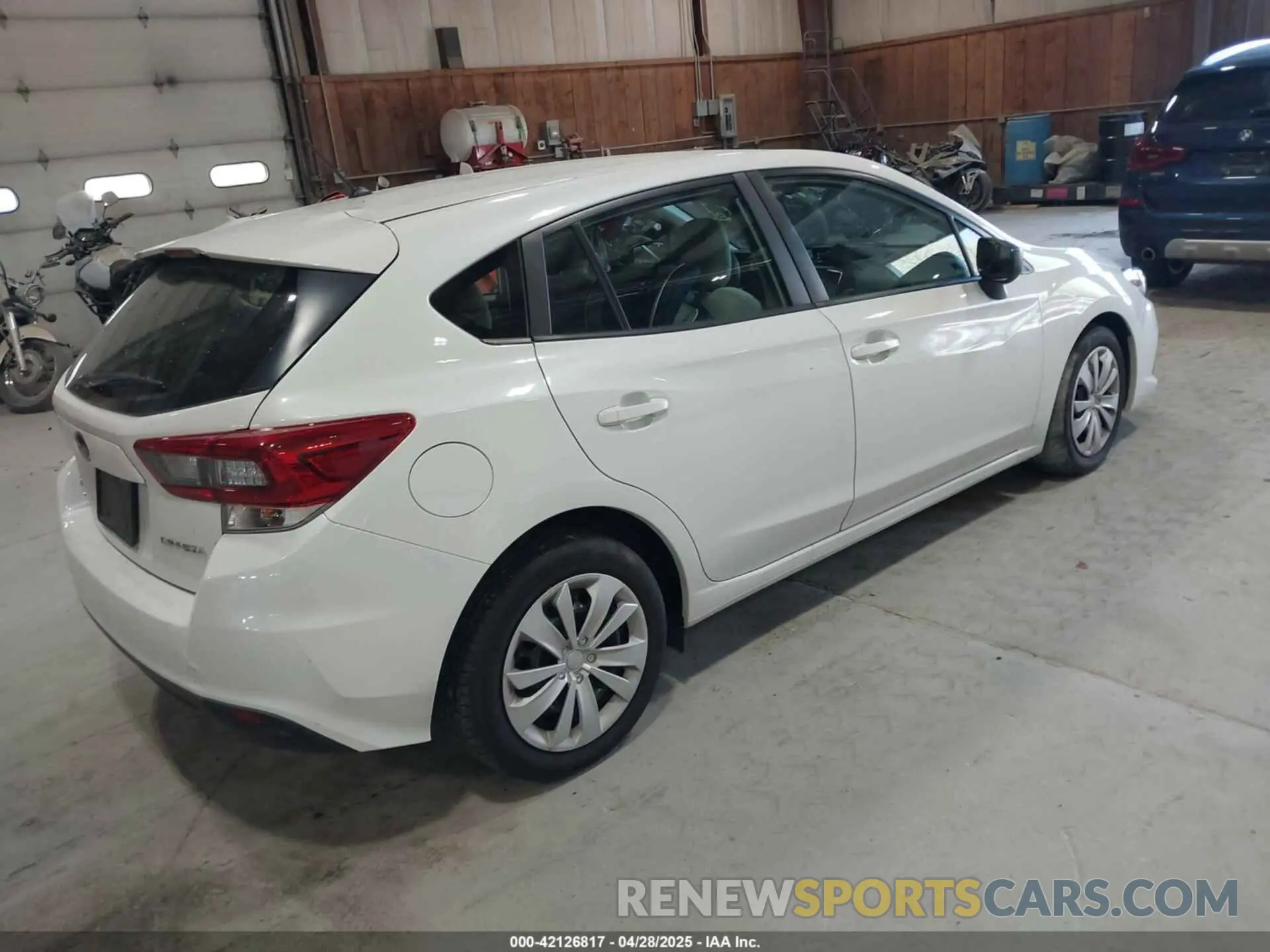 4 Фотография поврежденного автомобиля 4S3GTAB68L3732294 SUBARU IMPREZA 2020