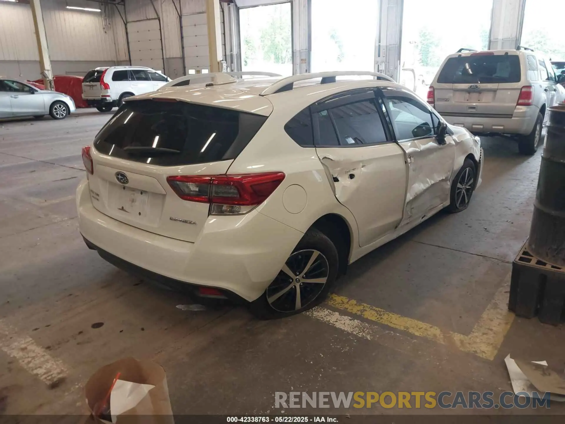 4 Фотография поврежденного автомобиля 4S3GTAV67P3722051 SUBARU IMPREZA 2023
