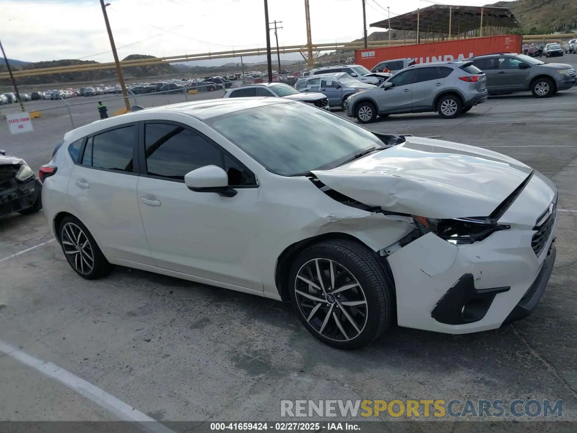 13 Фотография поврежденного автомобиля JF1GUAFC6R8383859 SUBARU IMPREZA 2024