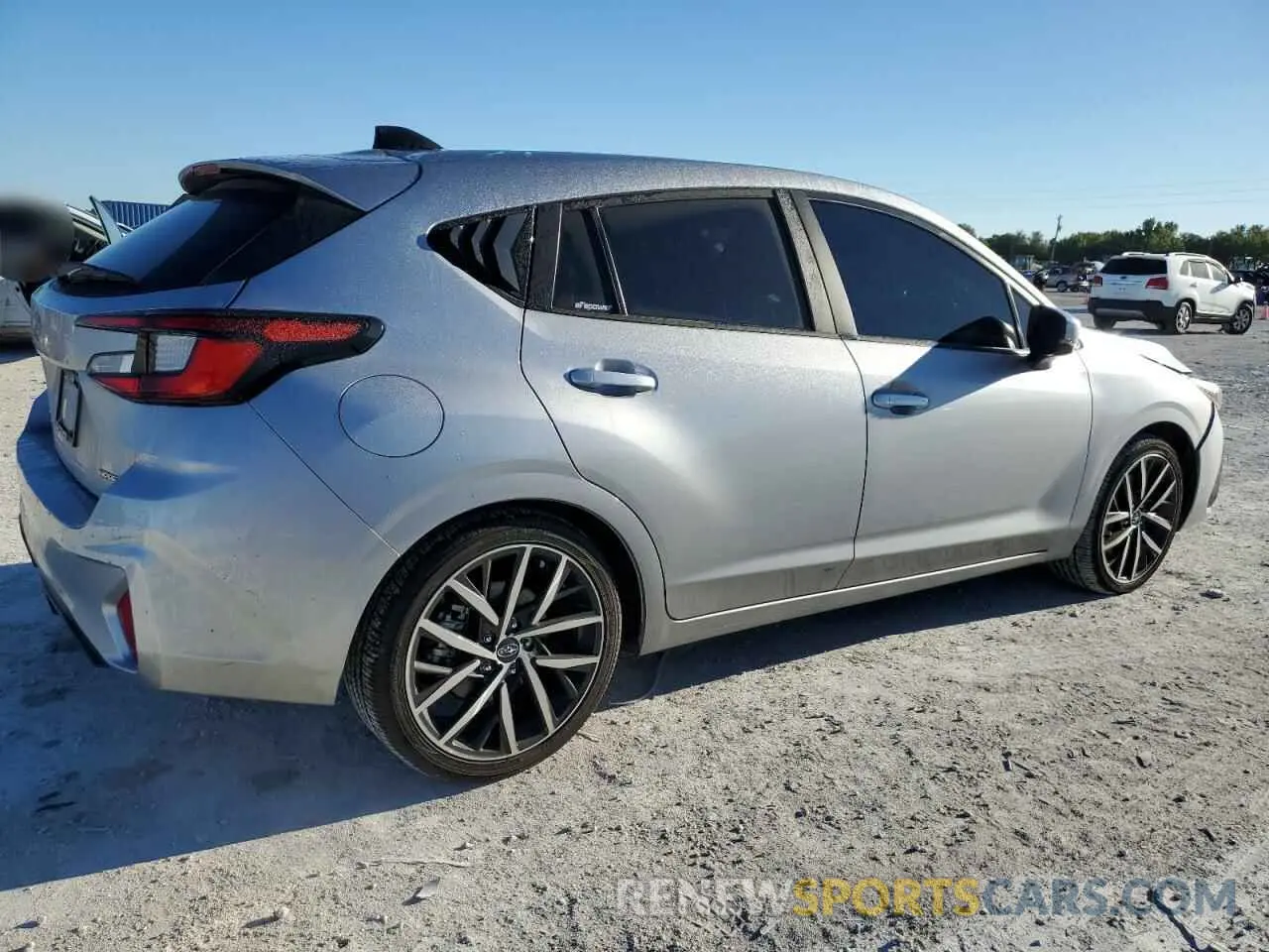 3 Фотография поврежденного автомобиля JF1GUAFC7R8312265 SUBARU IMPREZA 2024