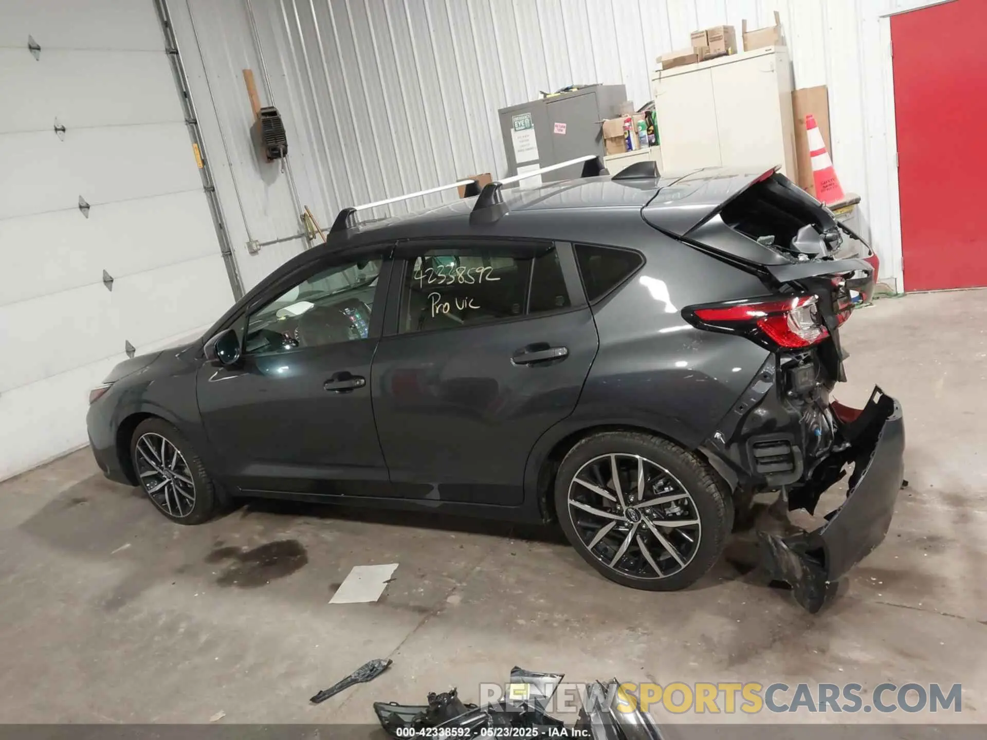 14 Фотография поврежденного автомобиля JF1GUAFC7R8913076 SUBARU IMPREZA 2024