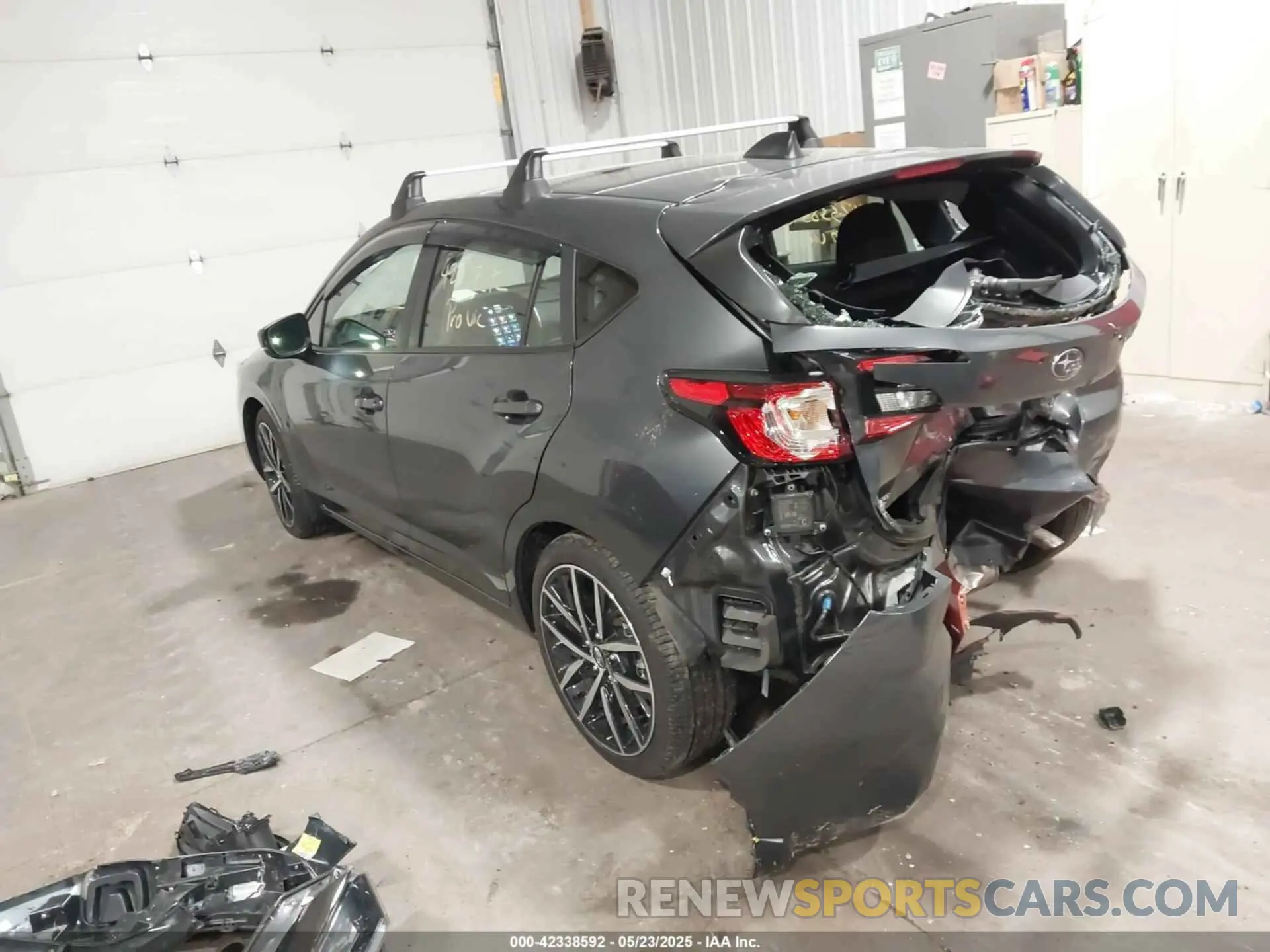 3 Фотография поврежденного автомобиля JF1GUAFC7R8913076 SUBARU IMPREZA 2024