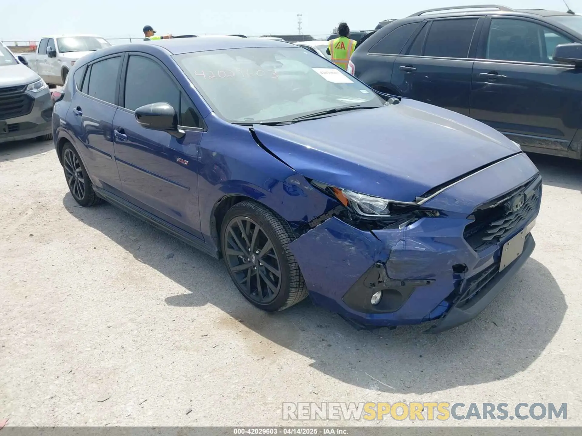 1 Фотография поврежденного автомобиля JF1GUHHC3R8875741 SUBARU IMPREZA 2024