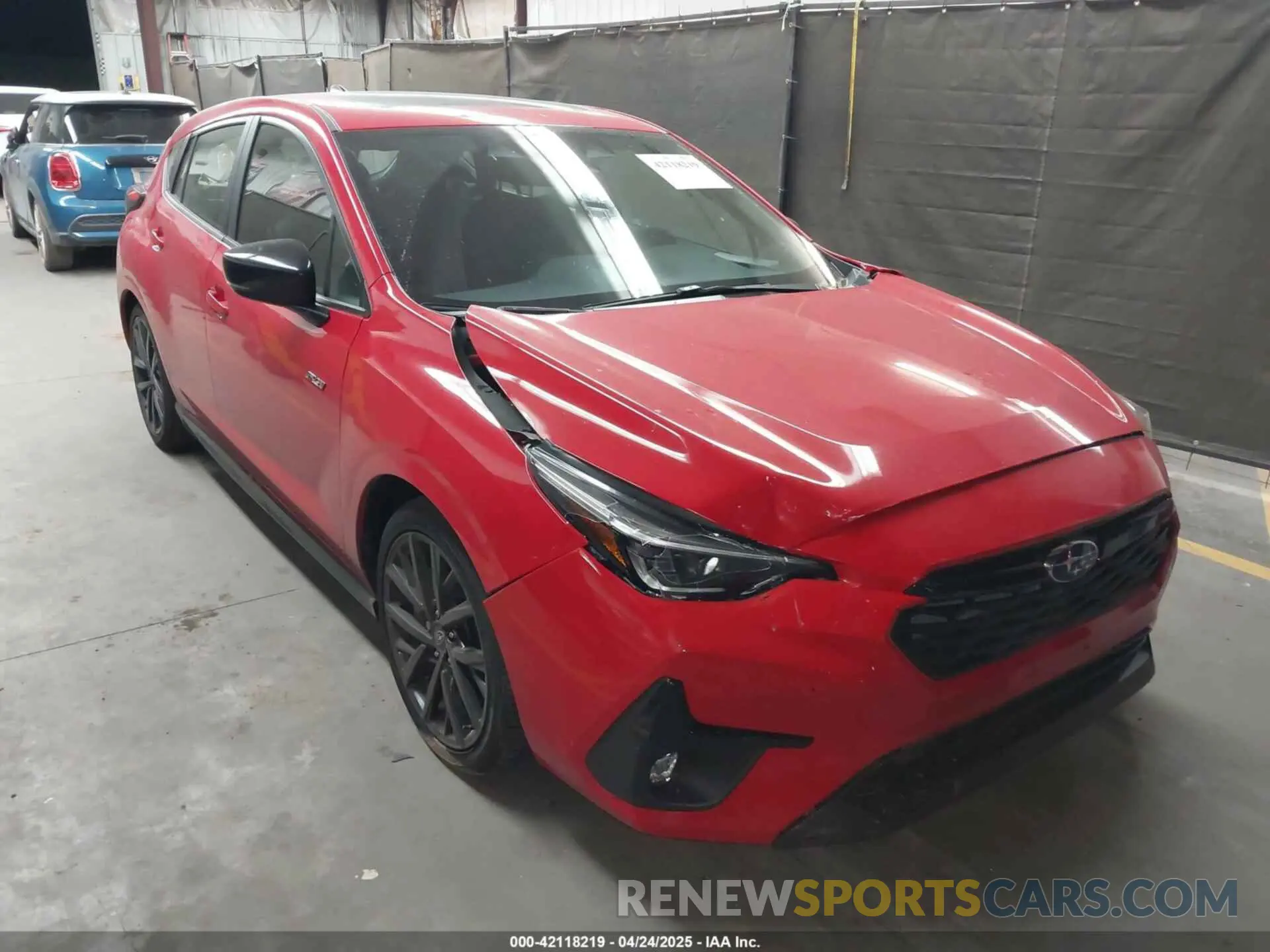1 Фотография поврежденного автомобиля JF1GUHJC0R8895438 SUBARU IMPREZA 2024