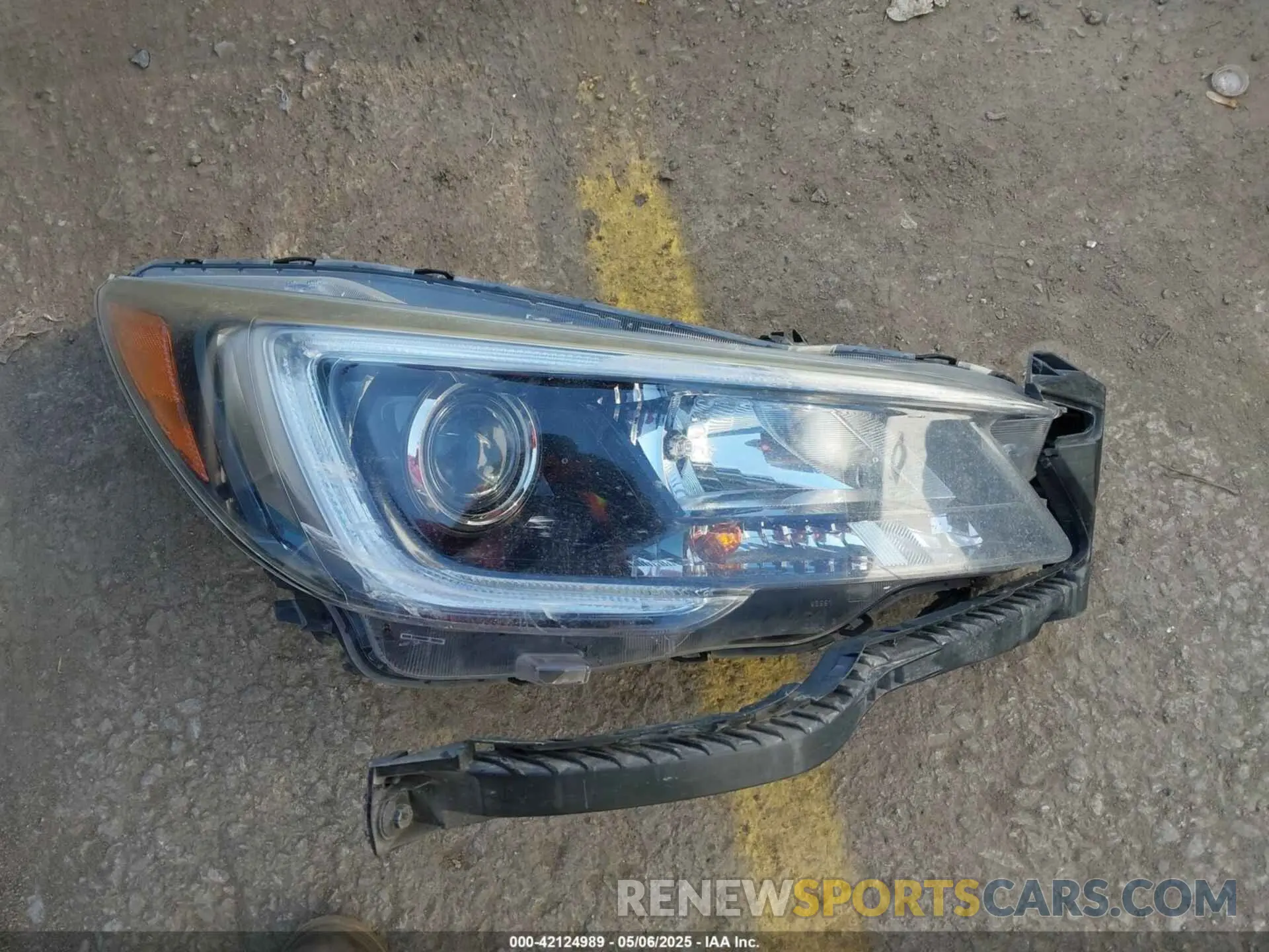 12 Photograph of a damaged car 4S3BNAB60K3035947 SUBARU LEGACY 2019