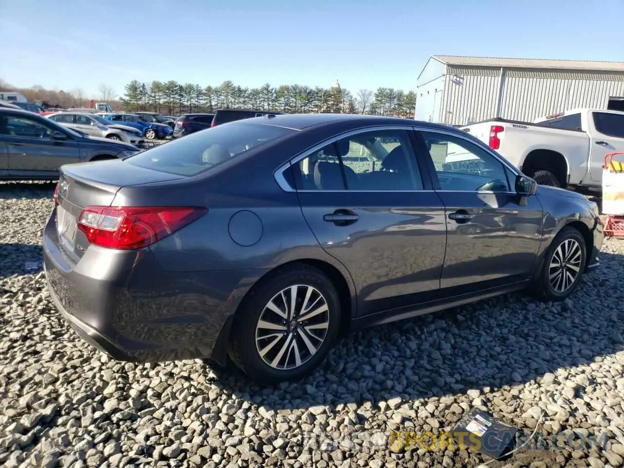 3 Фотография поврежденного автомобиля 4S3BNAB68K3004476 SUBARU LEGACY 2019