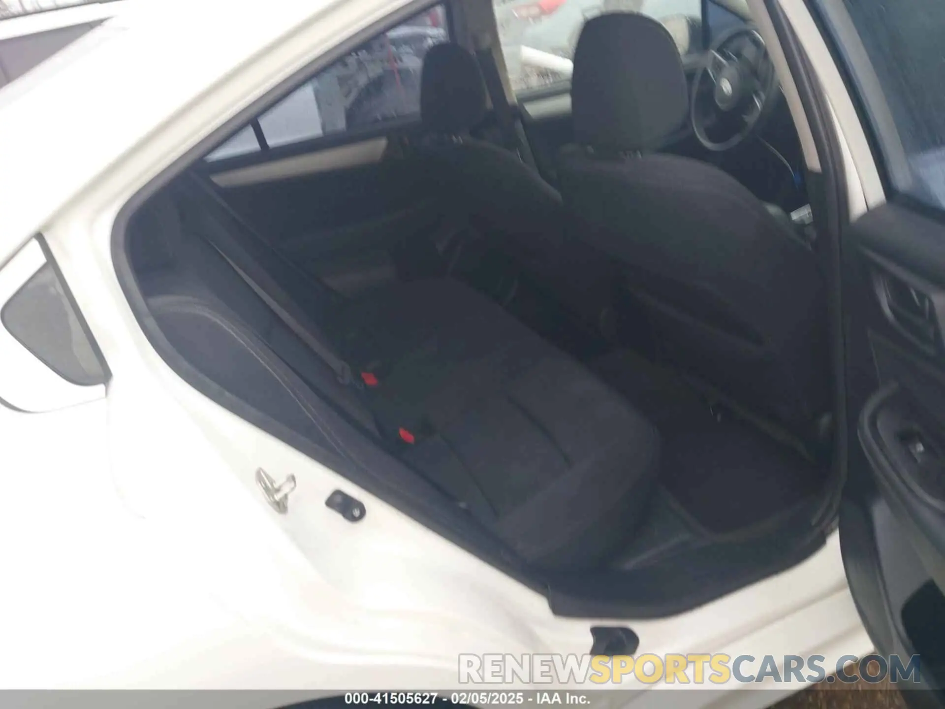 8 Фотография поврежденного автомобиля 4S3BNAB6XK3027239 SUBARU LEGACY 2019