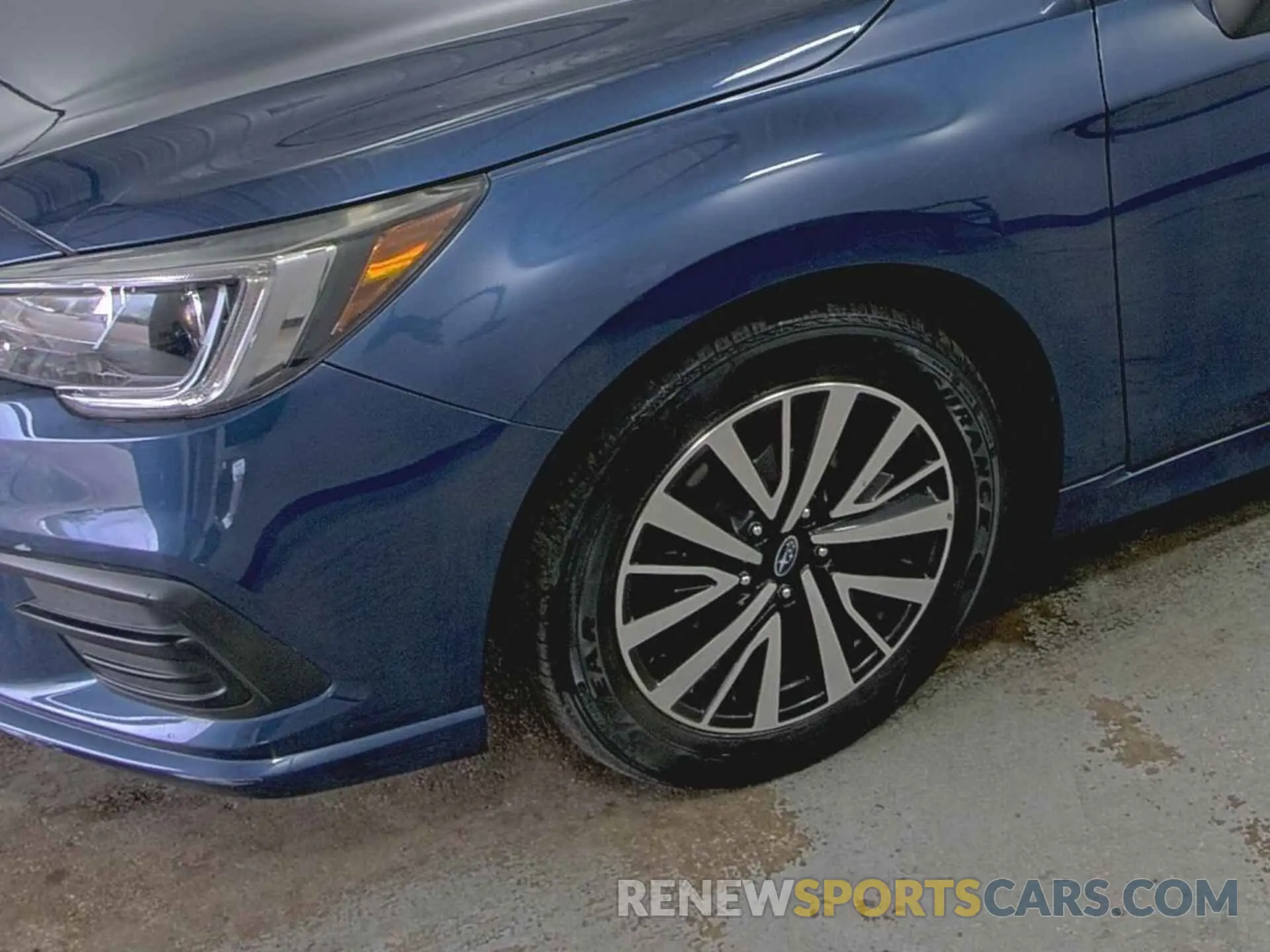 31 Photograph of a damaged car 4S3BNAF61K3038849 SUBARU LEGACY 2019