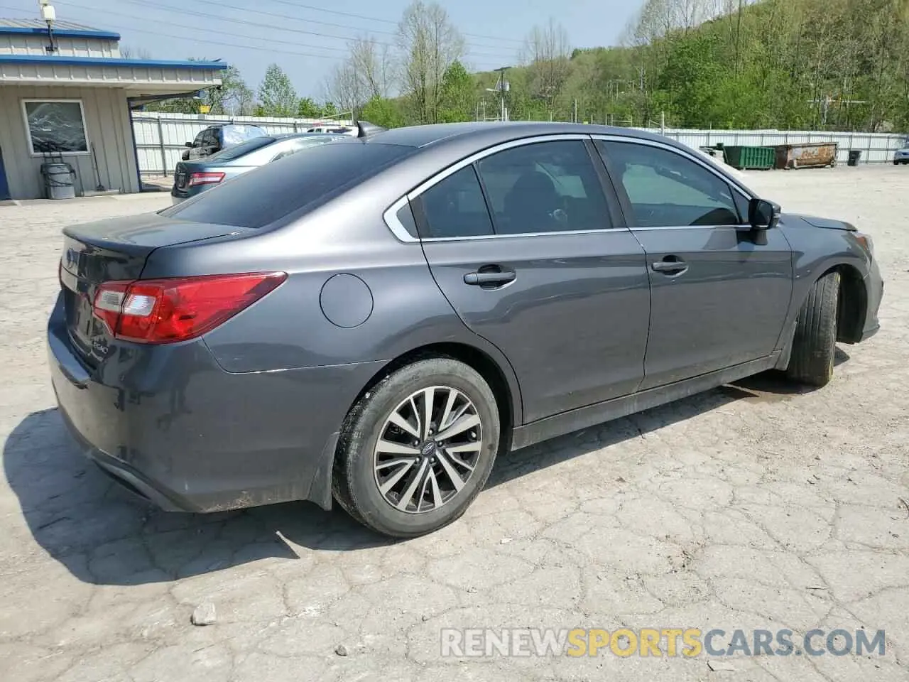 3 Фотография поврежденного автомобиля 4S3BNAF63K3037346 SUBARU LEGACY 2019