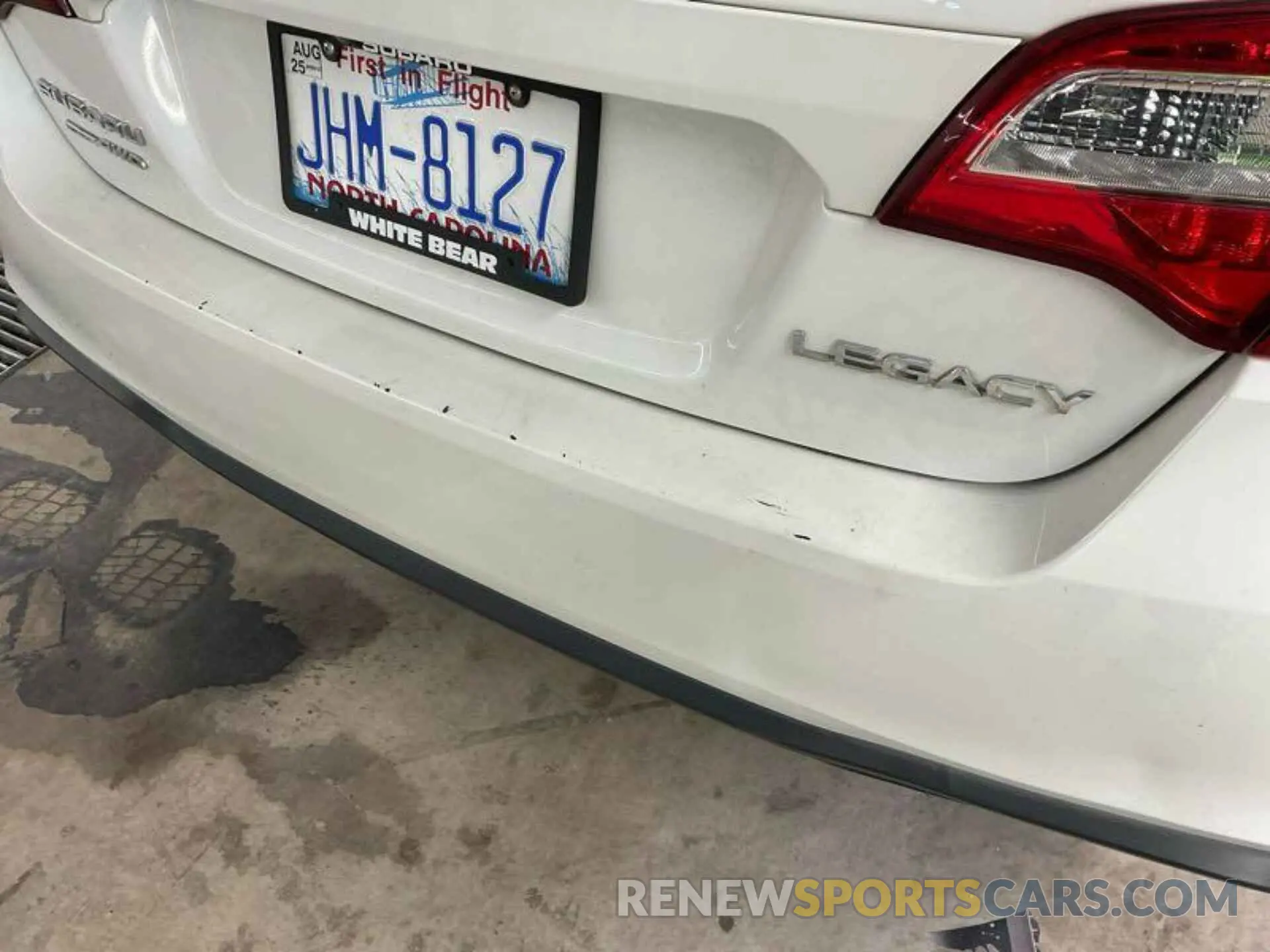 11 Photograph of a damaged car 4S3BNAF66K3029256 SUBARU LEGACY 2019