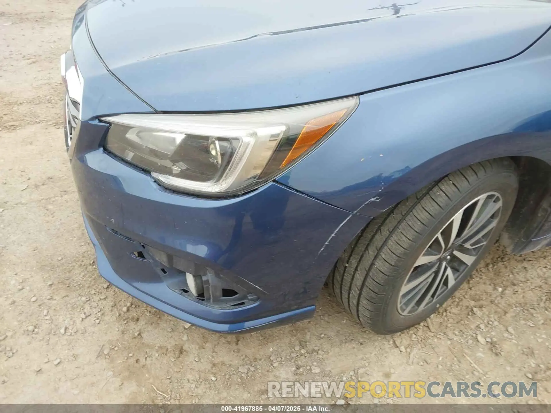 18 Photograph of a damaged car 4S3BNAF68K3016704 SUBARU LEGACY 2019