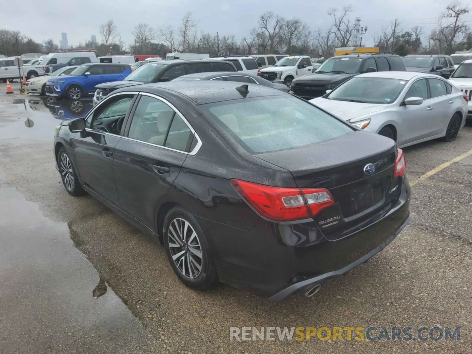 2 Фотография поврежденного автомобиля 4S3BNAF68K3029565 SUBARU LEGACY 2019