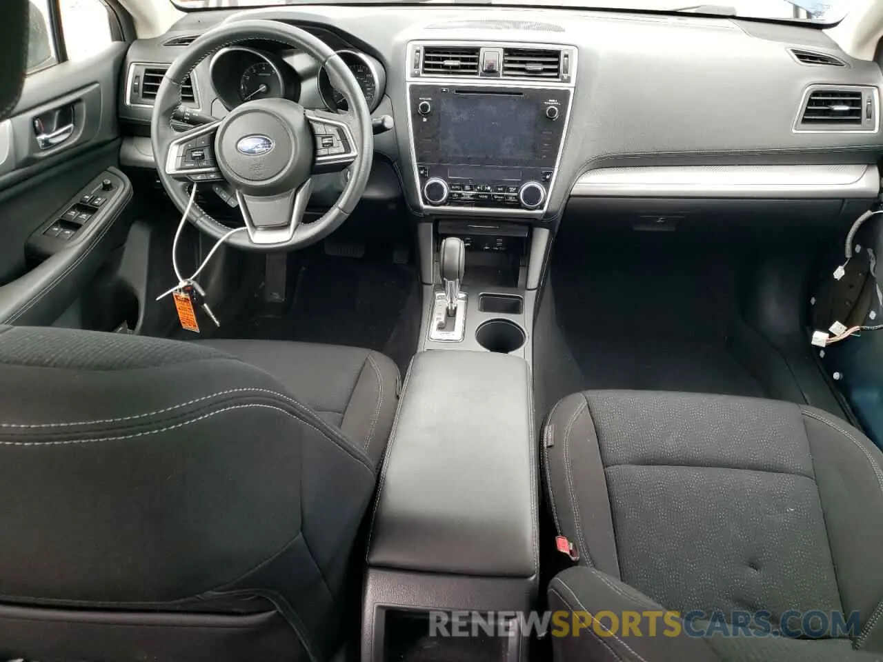 8 Фотография поврежденного автомобиля 4S3BNAF69K3011382 SUBARU LEGACY 2019