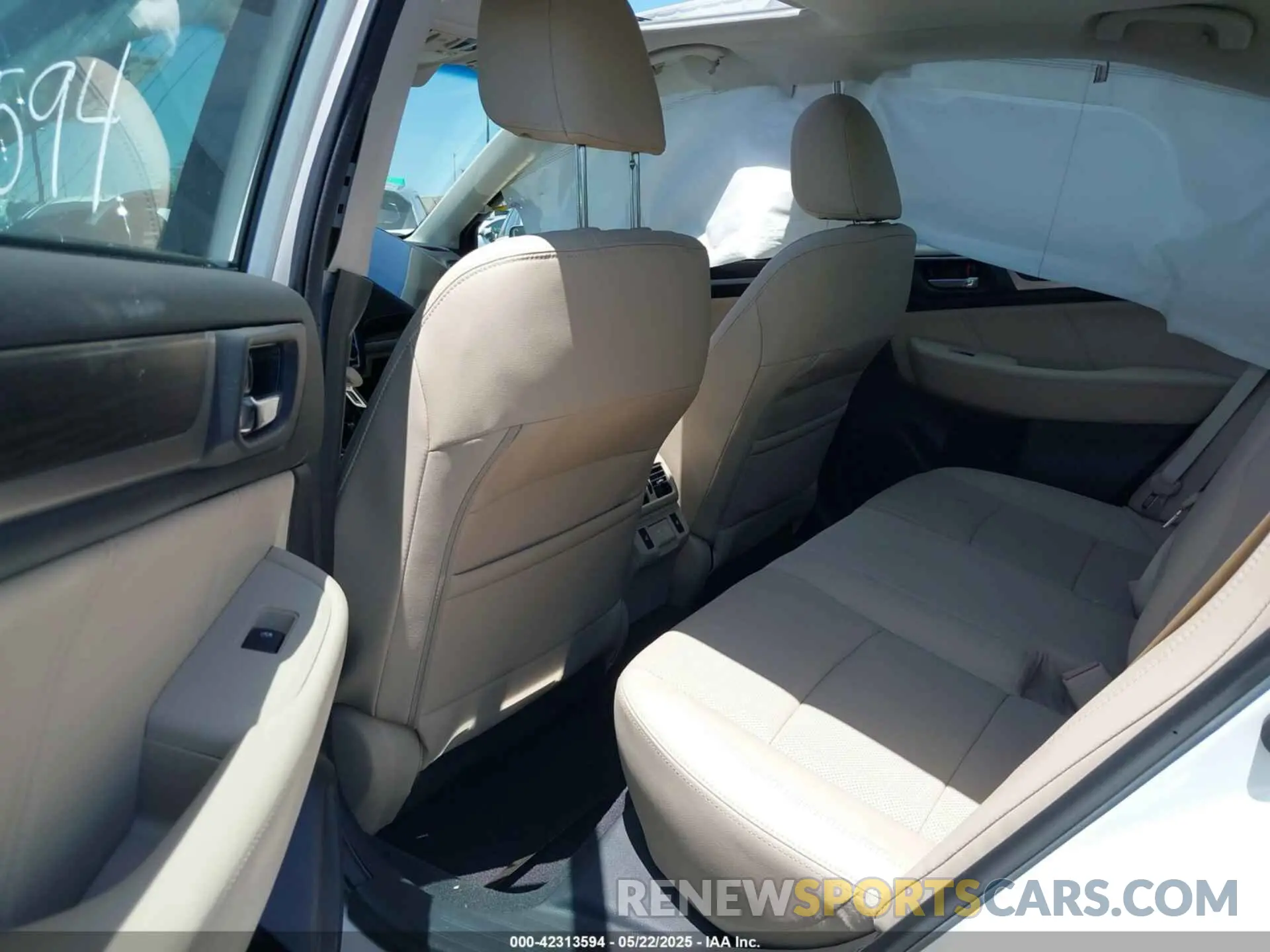 8 Фотография поврежденного автомобиля 4S3BNAN62K3033208 SUBARU LEGACY 2019
