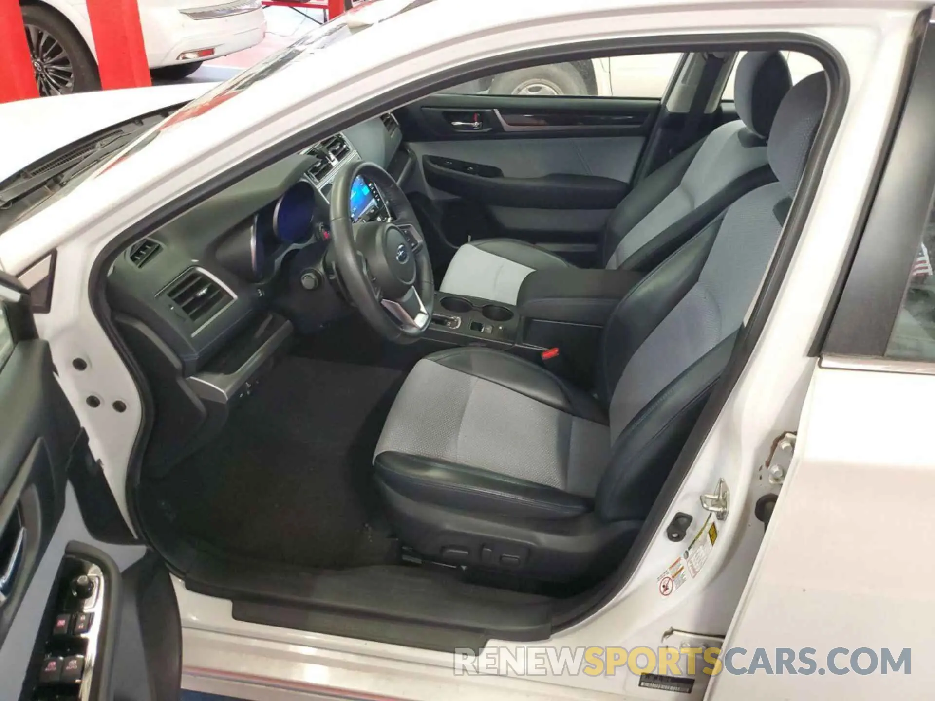 11 Photograph of a damaged car 4S3BNAR68K3040450 SUBARU LEGACY 2019