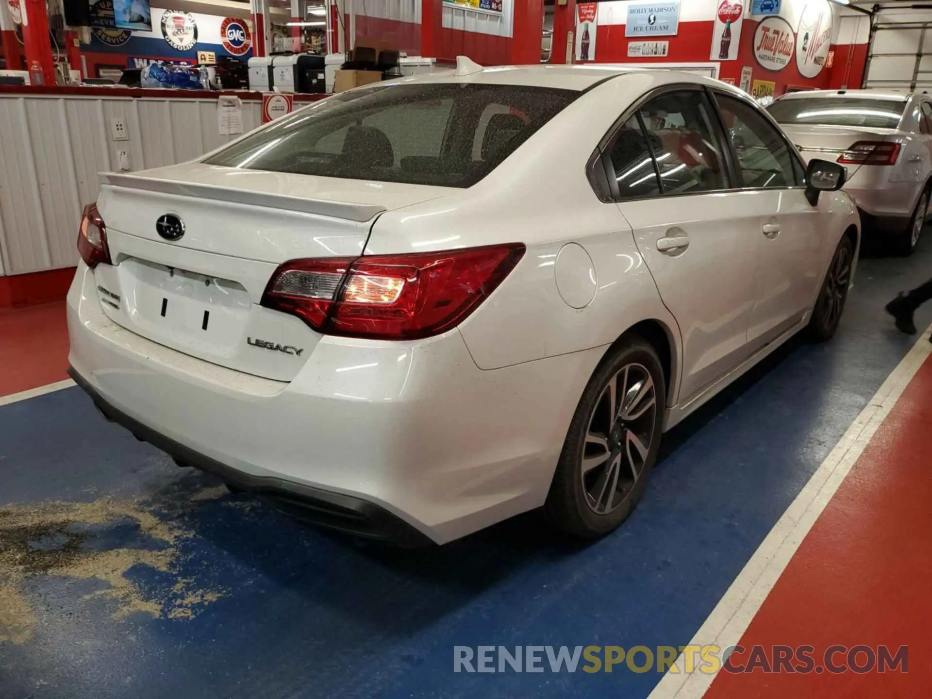 15 Photograph of a damaged car 4S3BNAR68K3040450 SUBARU LEGACY 2019