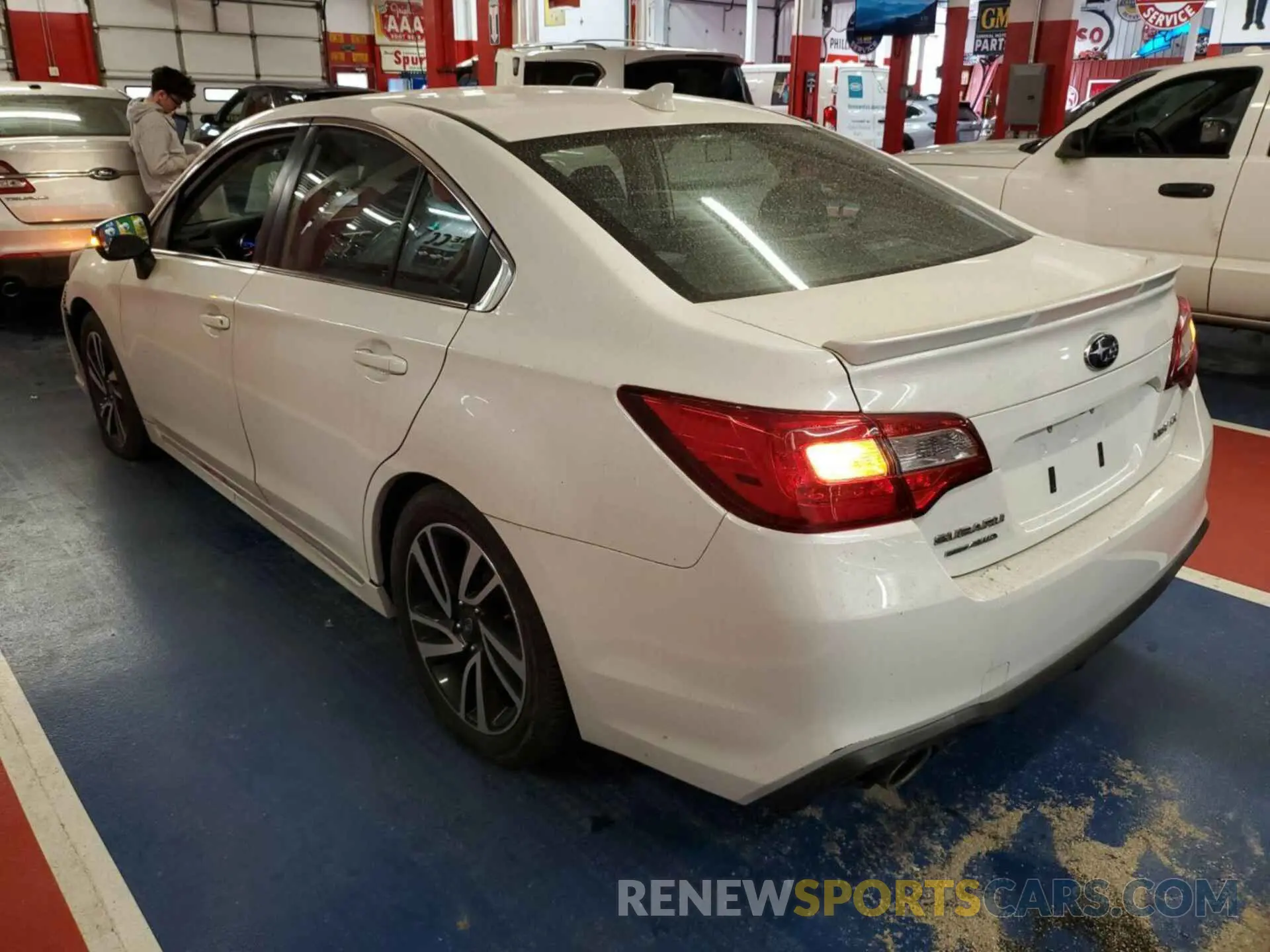 27 Photograph of a damaged car 4S3BNAR68K3040450 SUBARU LEGACY 2019