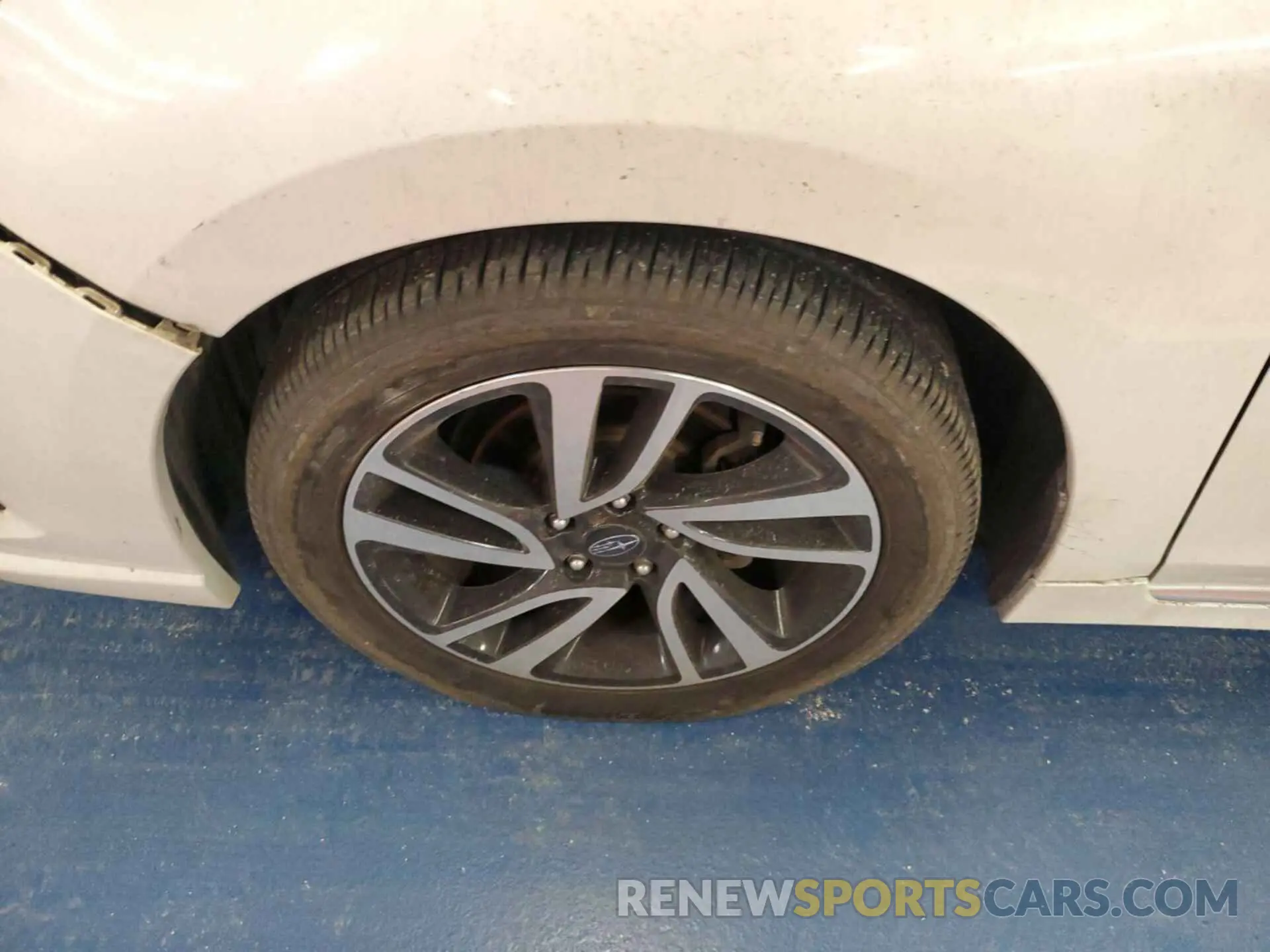 28 Photograph of a damaged car 4S3BNAR68K3040450 SUBARU LEGACY 2019
