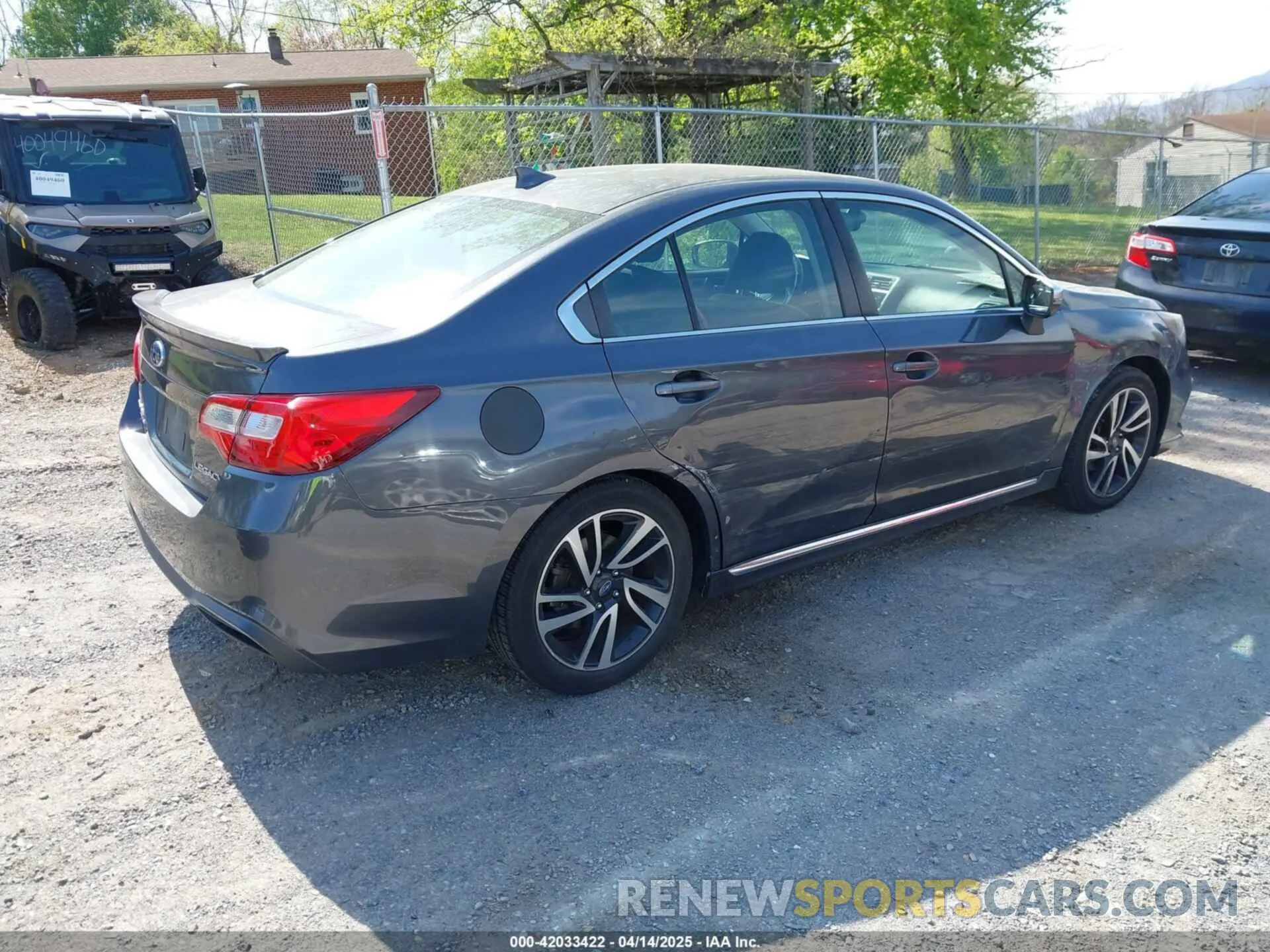 4 Фотография поврежденного автомобиля 4S3BNAS63K3019077 SUBARU LEGACY 2019