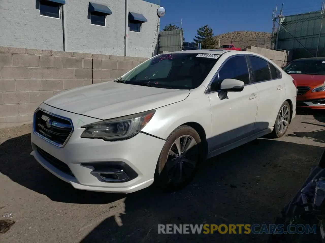 1 Фотография поврежденного автомобиля 4S3BNEN61K3012423 SUBARU LEGACY 2019