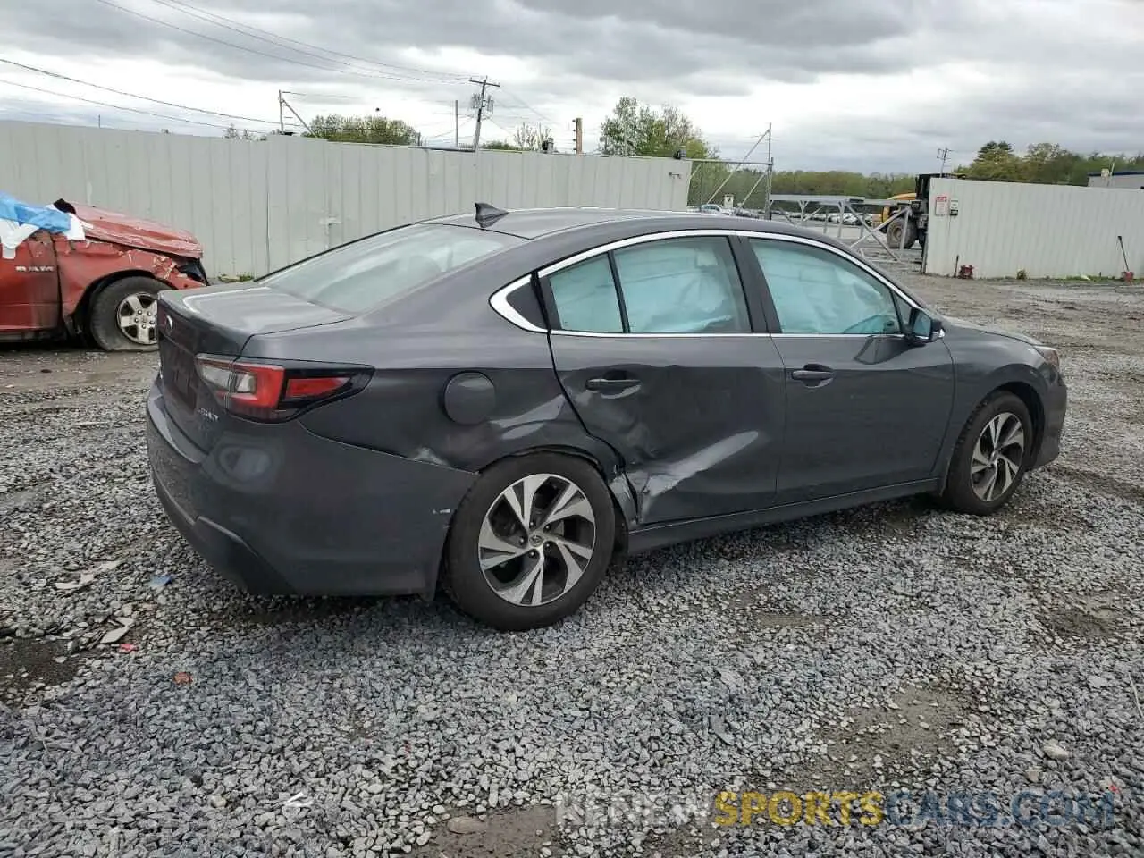 3 Фотография поврежденного автомобиля 4S3BWAB63L3003749 SUBARU LEGACY 2020