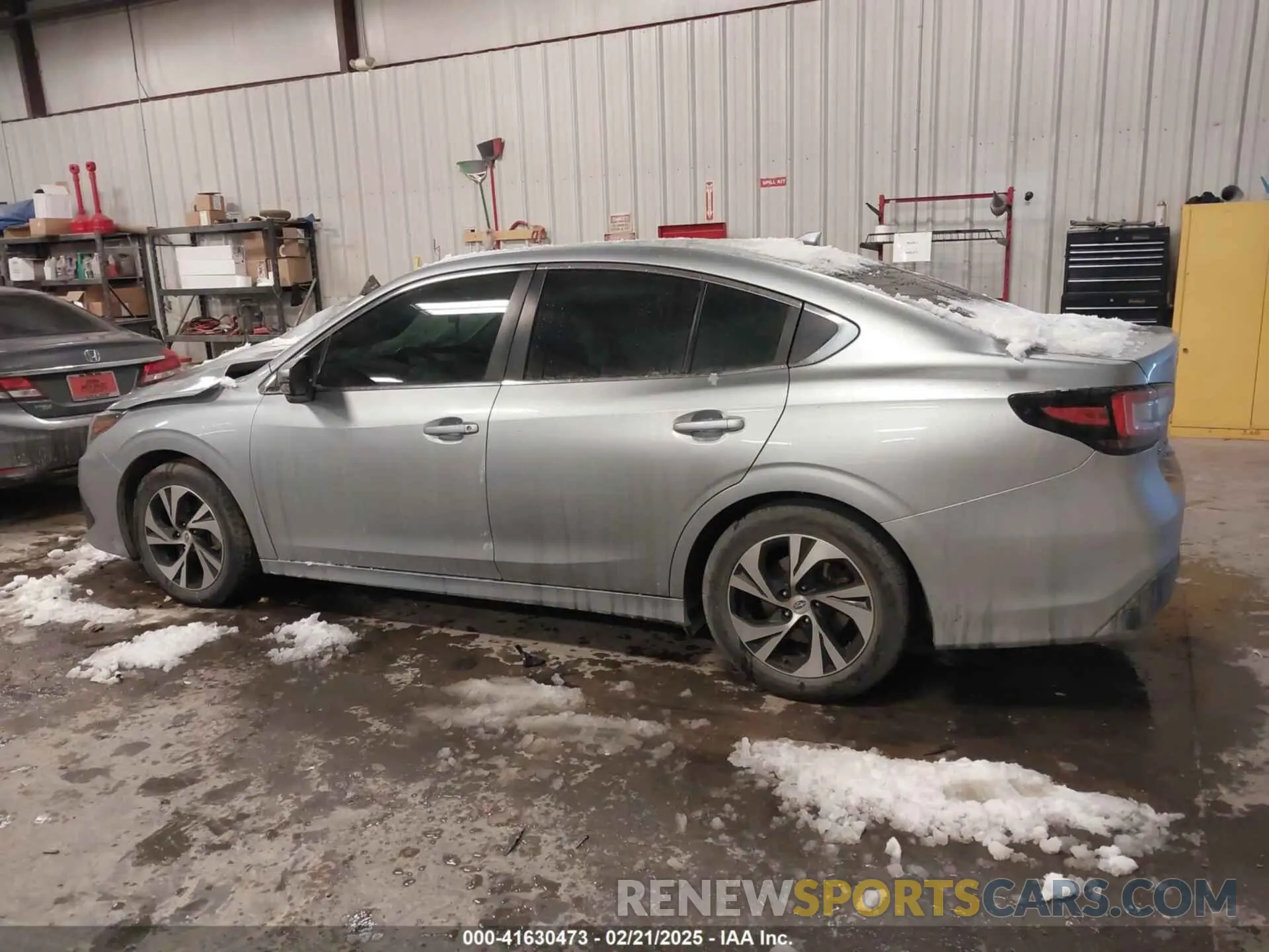 14 Photograph of a damaged car 4S3BWAC63L3024745 SUBARU LEGACY 2020
