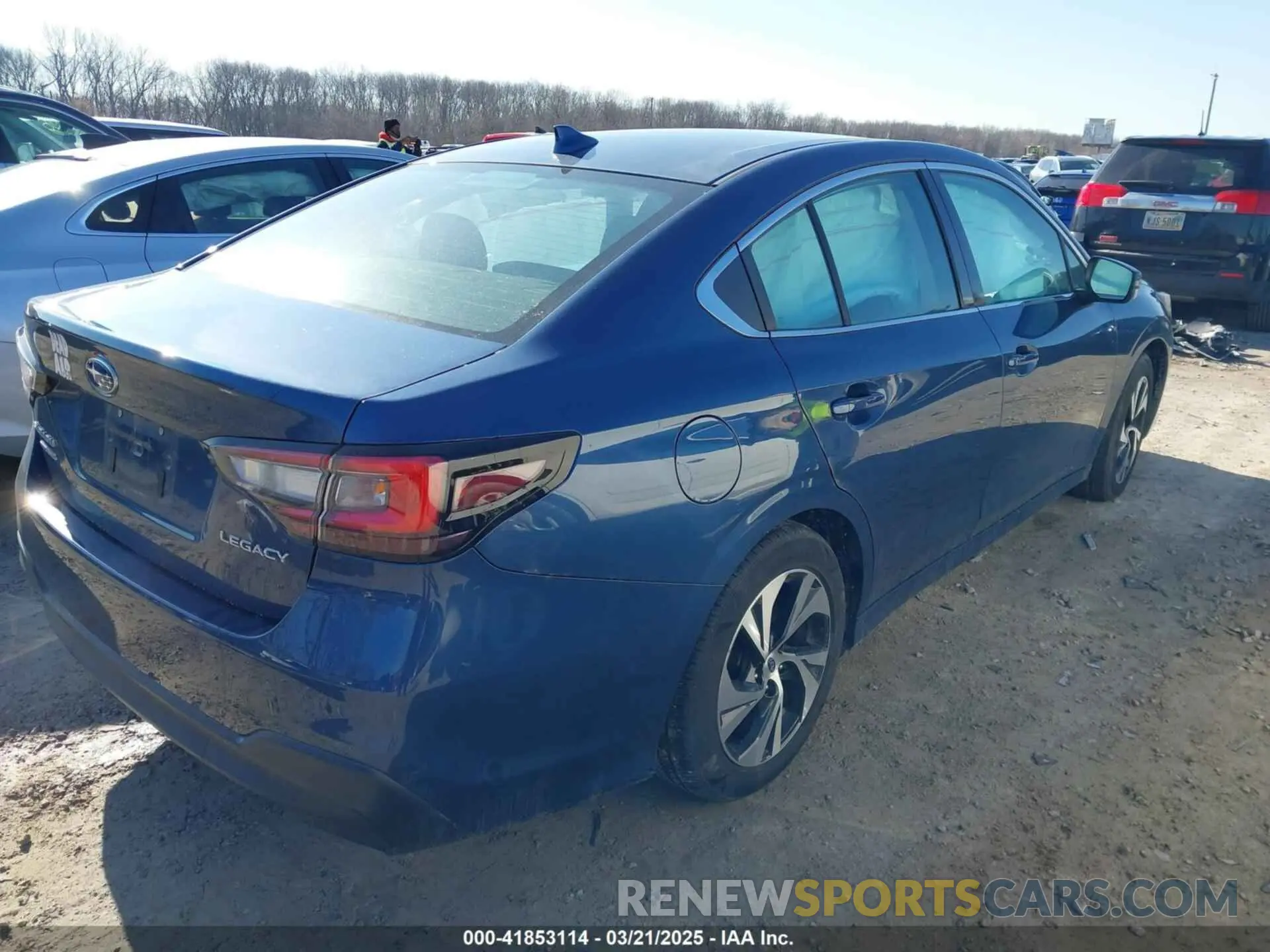 4 Photograph of a damaged car 4S3BWAC66L3025808 SUBARU LEGACY 2020