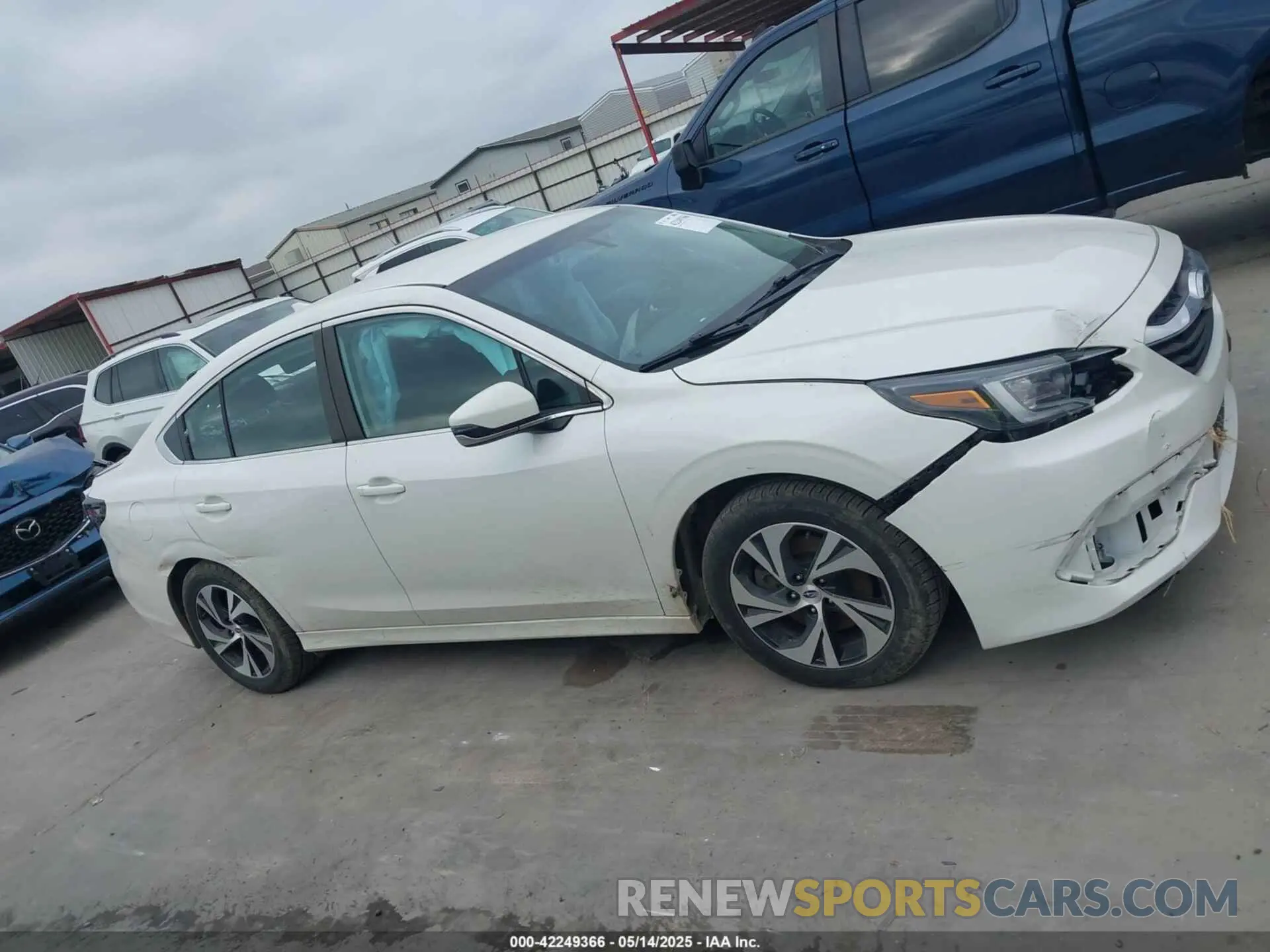 13 Фотография поврежденного автомобиля 4S3BWAC67L3028765 SUBARU LEGACY 2020
