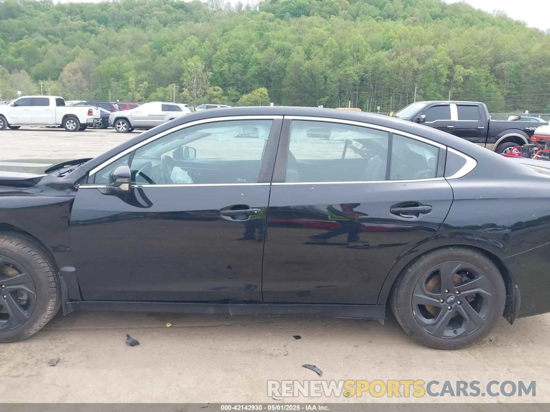 15 Photograph of a damaged car 4S3BWAG68L3022998 SUBARU LEGACY 2020
