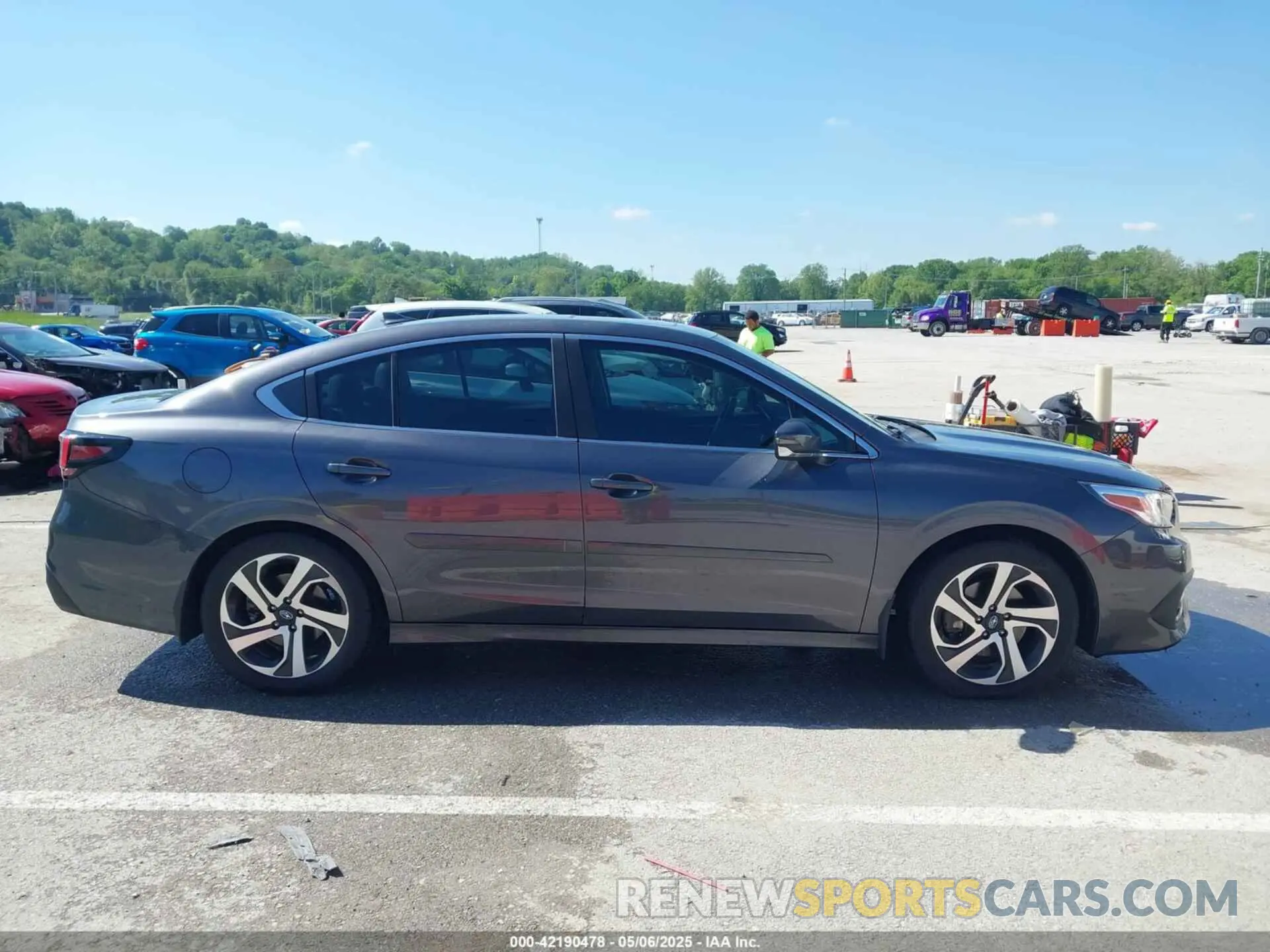 13 Photograph of a damaged car 4S3BWAN63L3017159 SUBARU LEGACY 2020