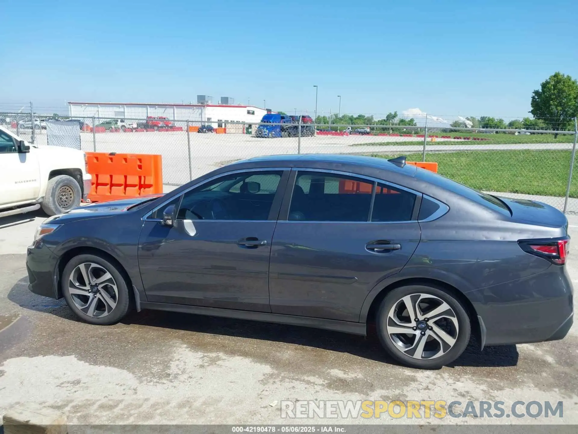 14 Photograph of a damaged car 4S3BWAN63L3017159 SUBARU LEGACY 2020